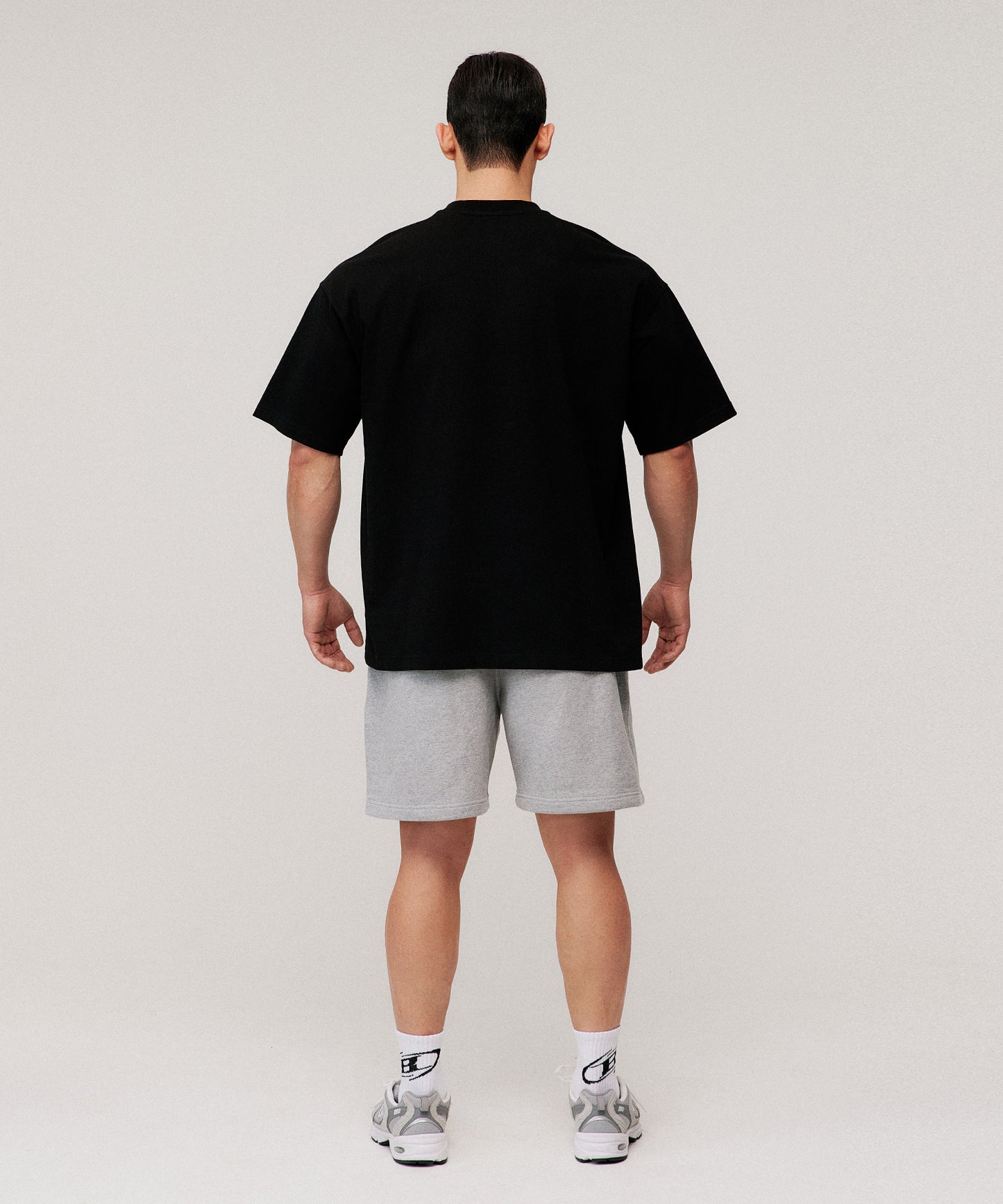 IN STOCK* SYMBOL B VICTORY SEMI OVER FIT T-SHIRTS [BLACK]