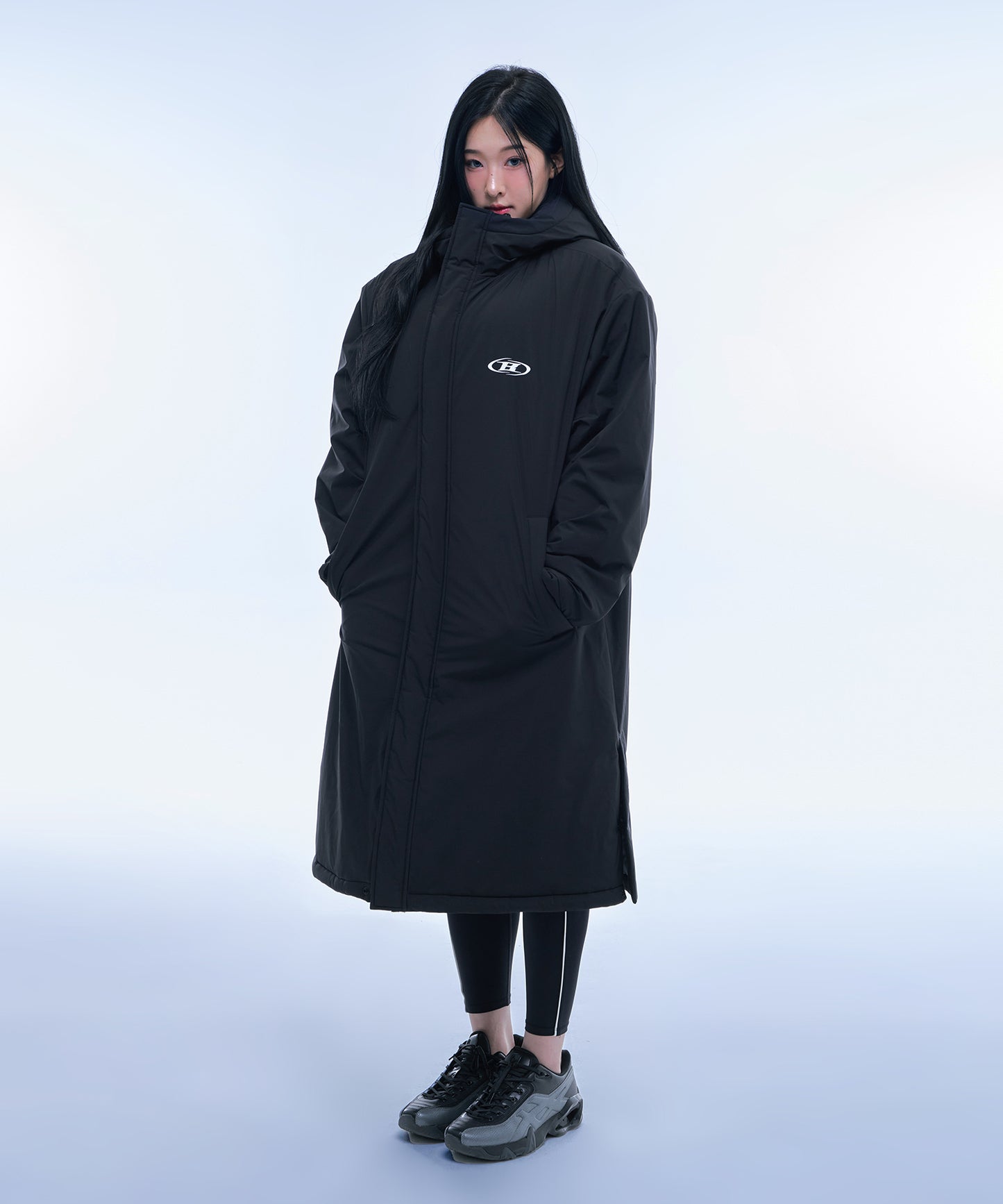 BIG SYMBOL BENCH PARKA [BLACK]