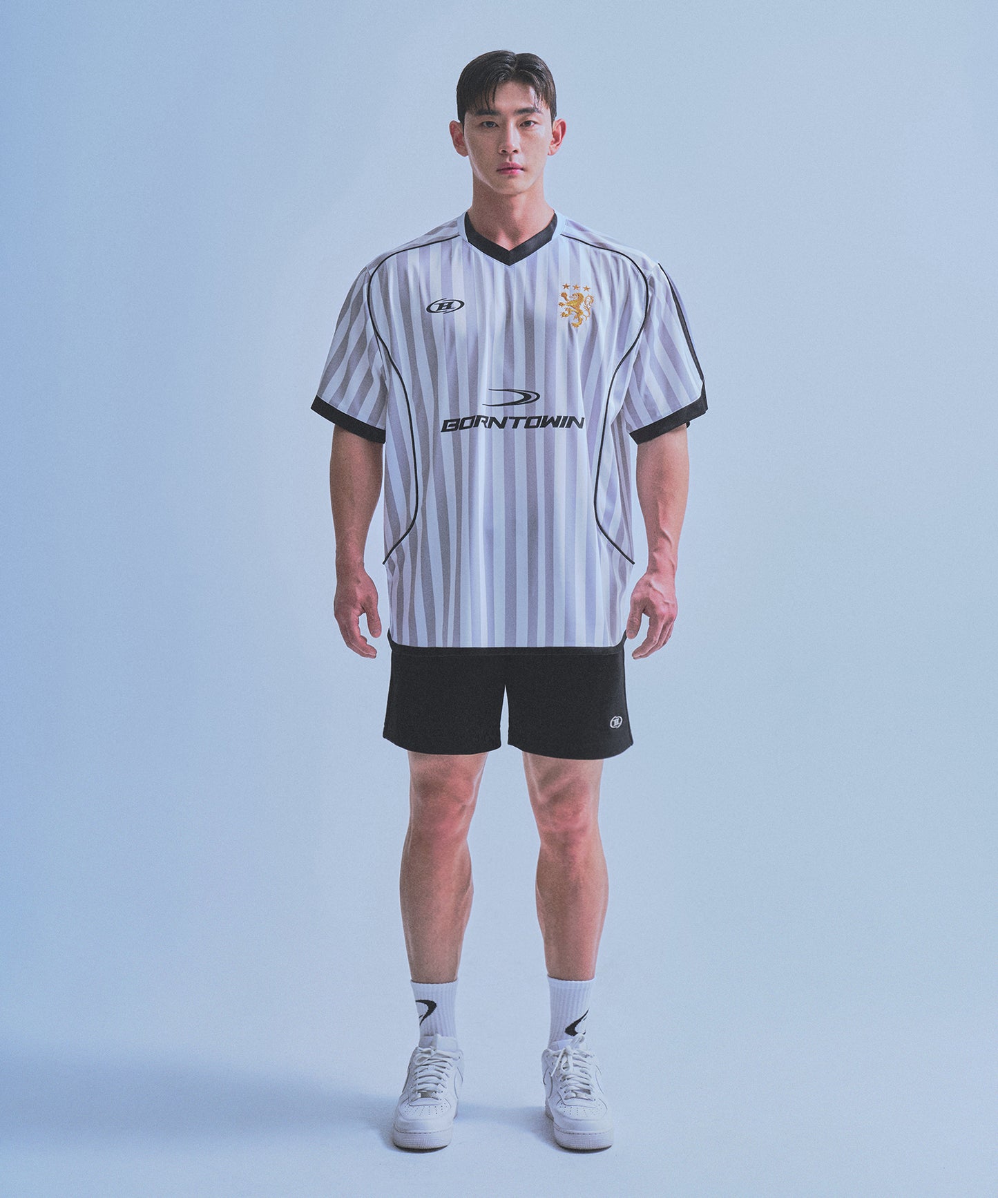 SYMBOL B SOCCER STRIPE JERSEY [WHITE]