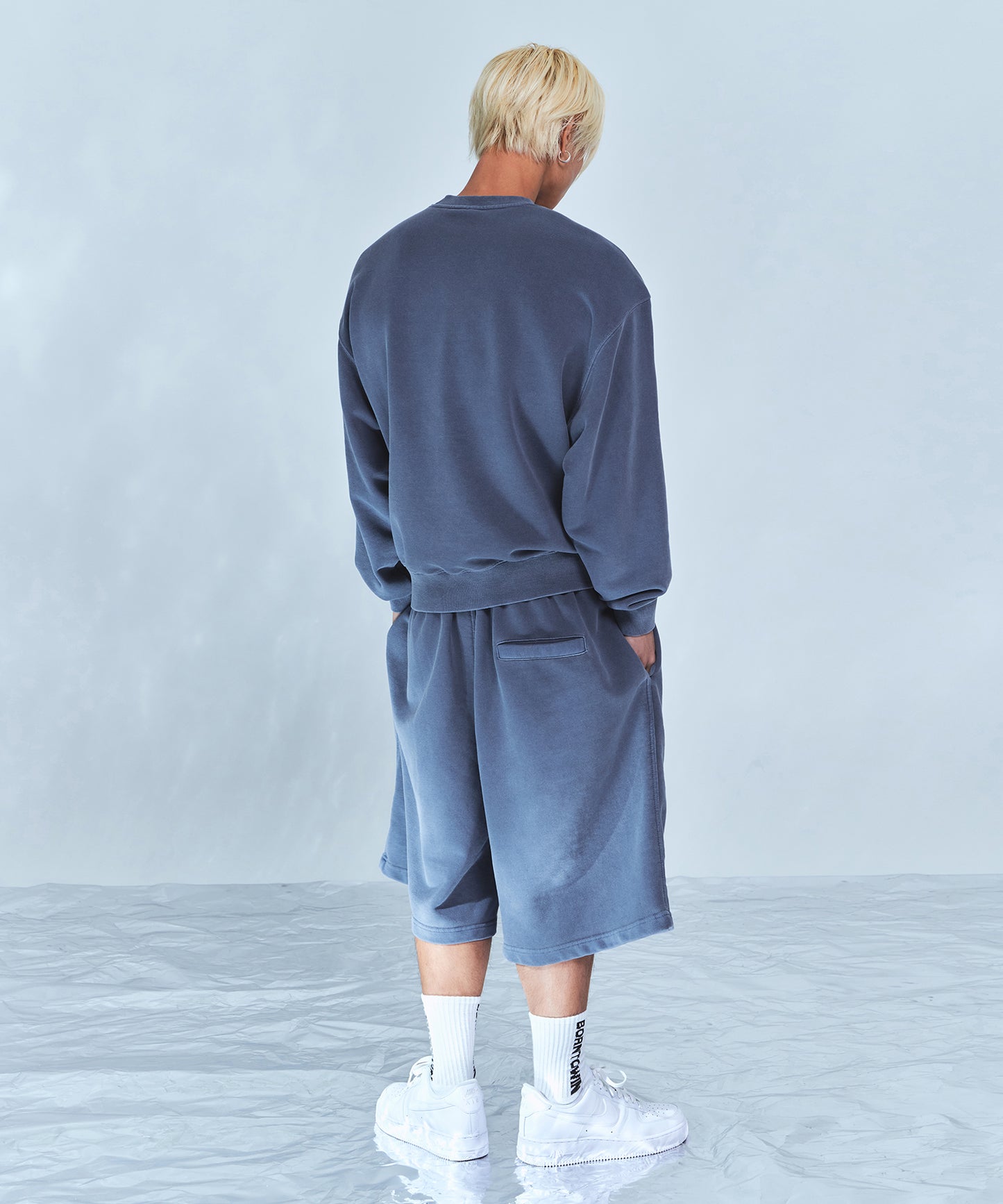 CHROME B PIGMENT HALF PANTS LONG VER [BLUE]