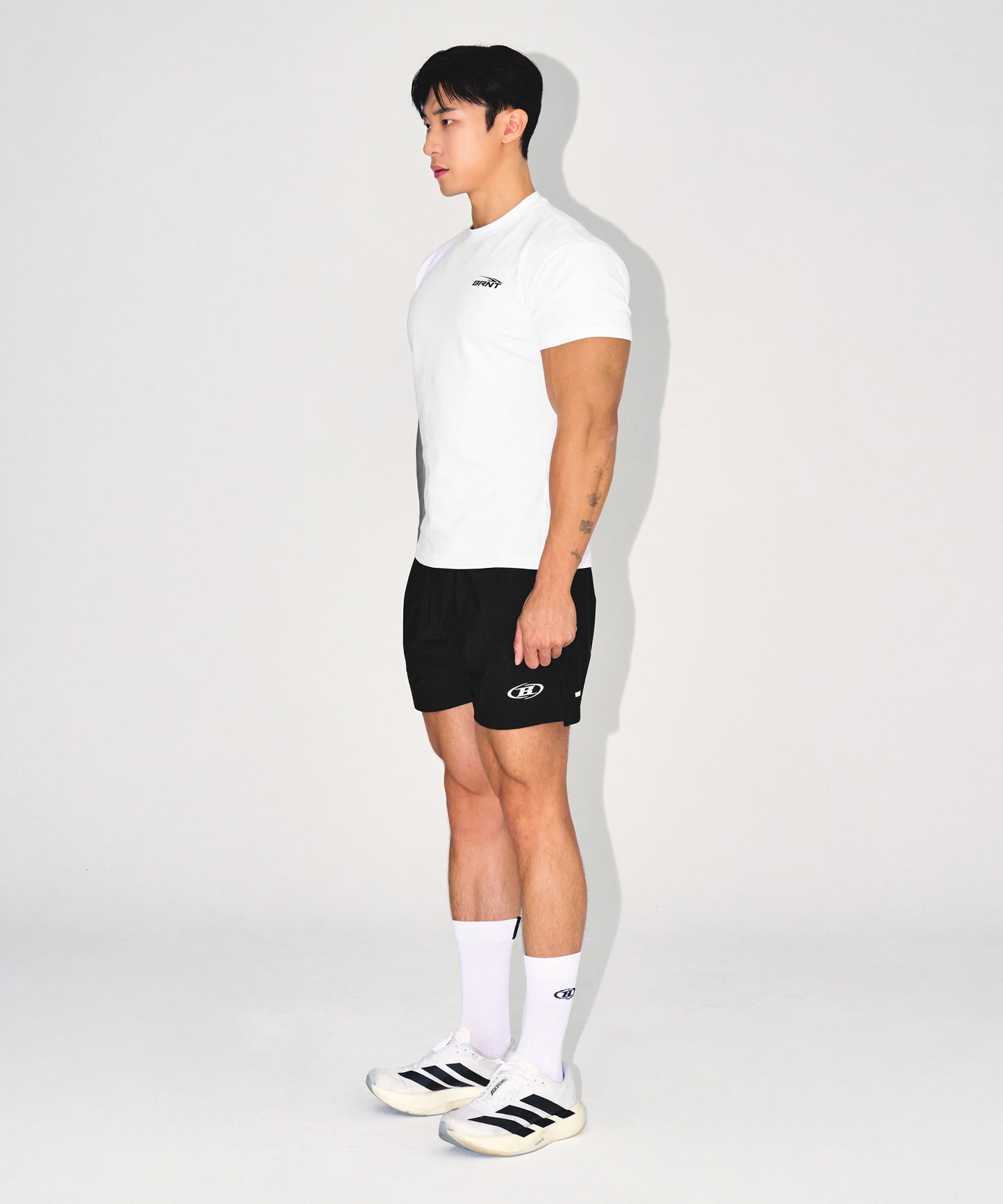 BRNT BACK LOGO MUSCLE FIT T-SHIRTS [WHITE]