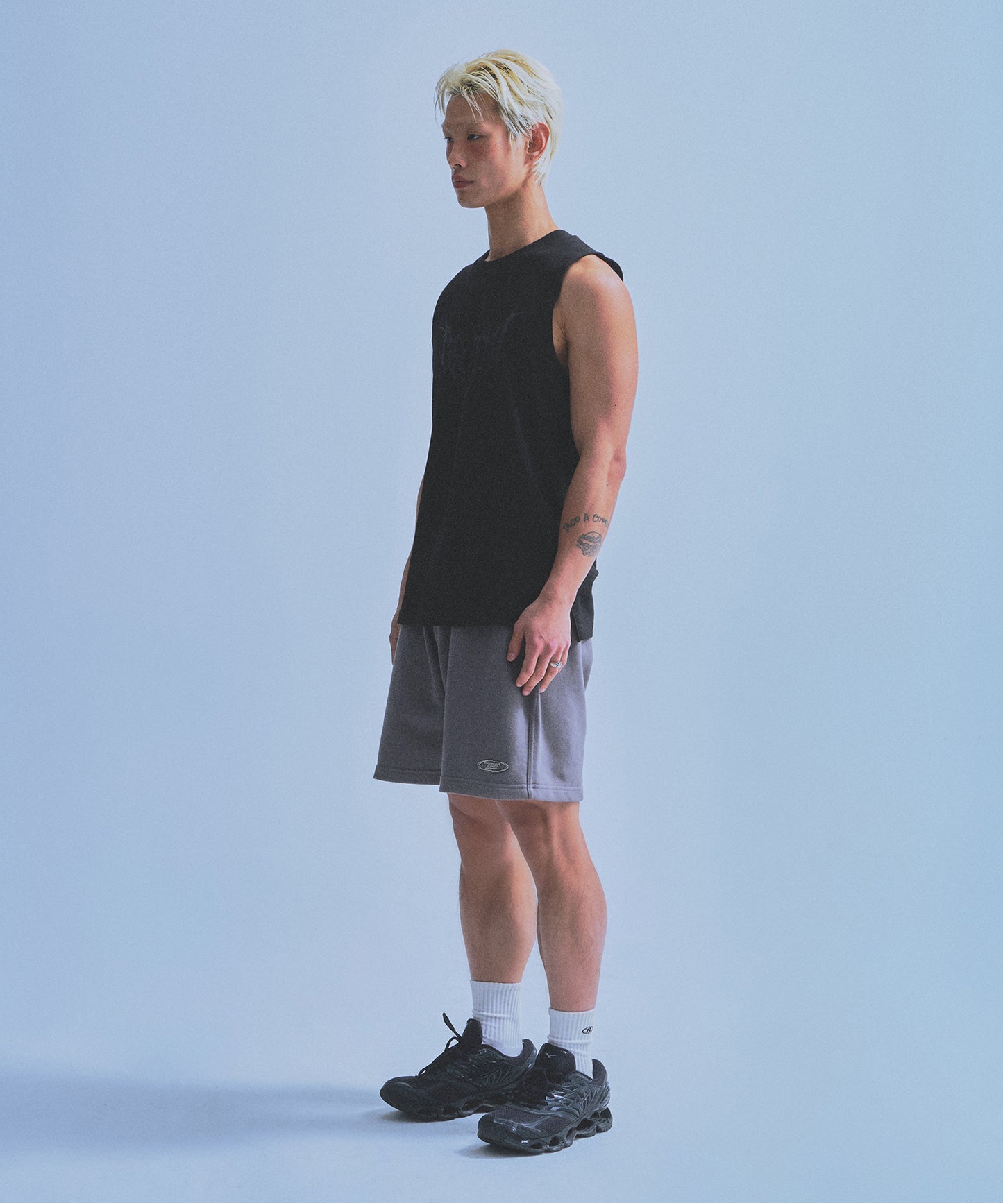 IN STOCK* TRIBAL COMFORT FIT SLEEVLESS [BLACK]
