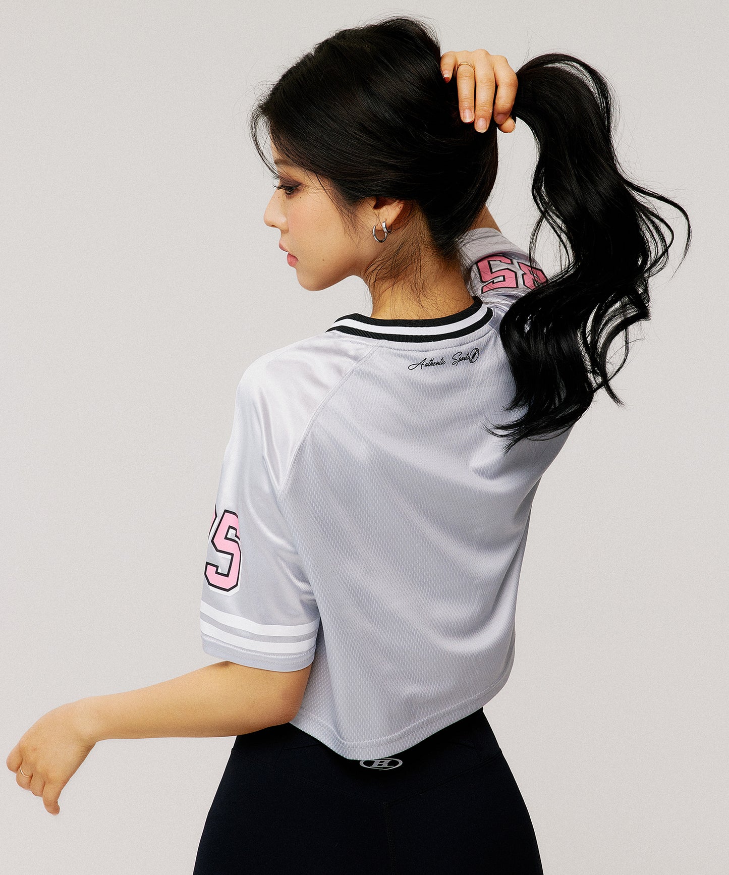 W RUGBY JERSEY CROP T-SHIRTS [SILVER]