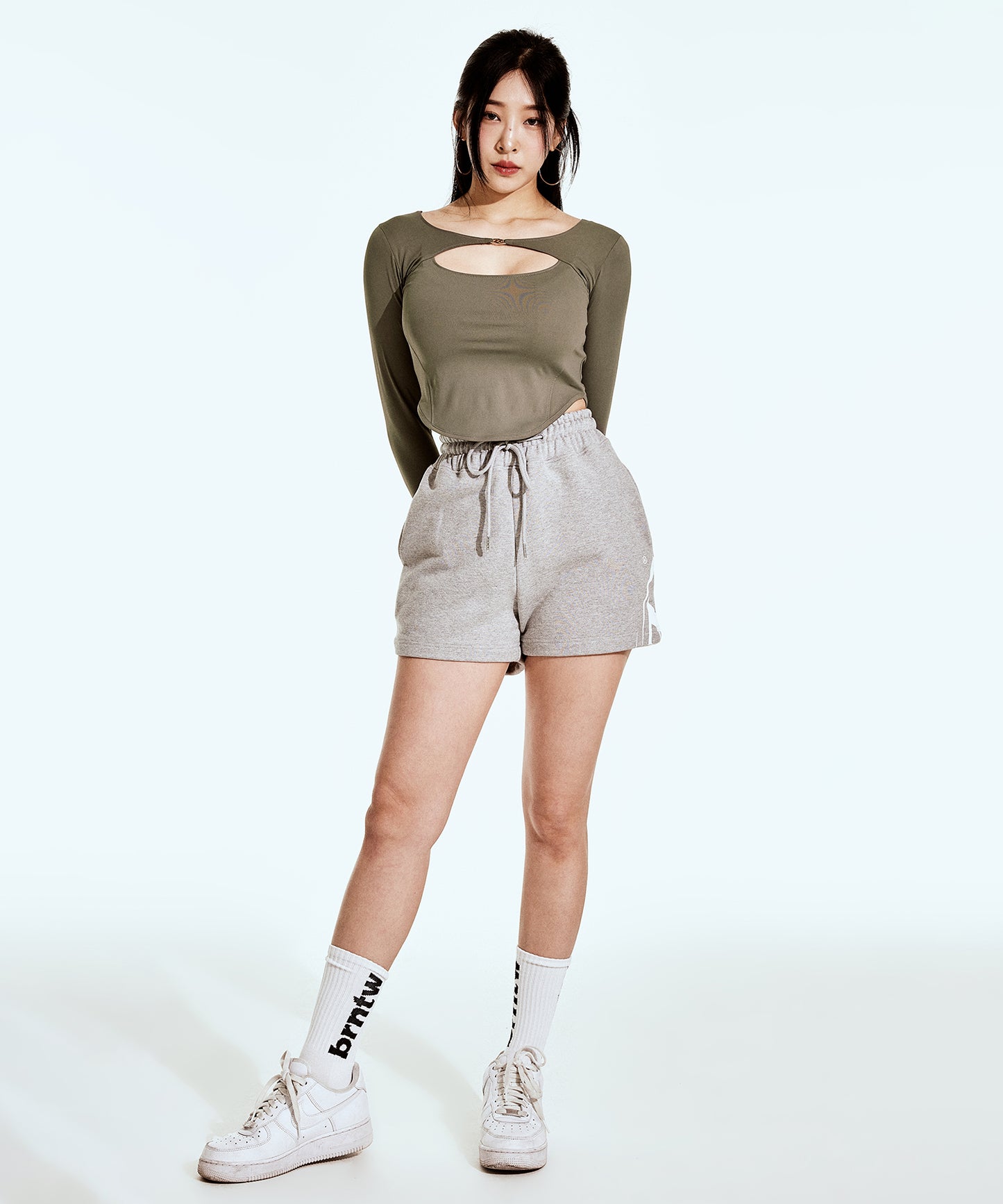 B-BUCKLE CUTOUT LONG SLEEVE [KHAKI]