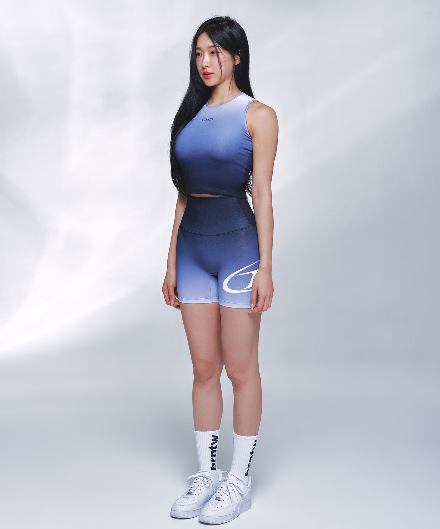 B LOGO GRADATION SLEEVELESS [NAVY]