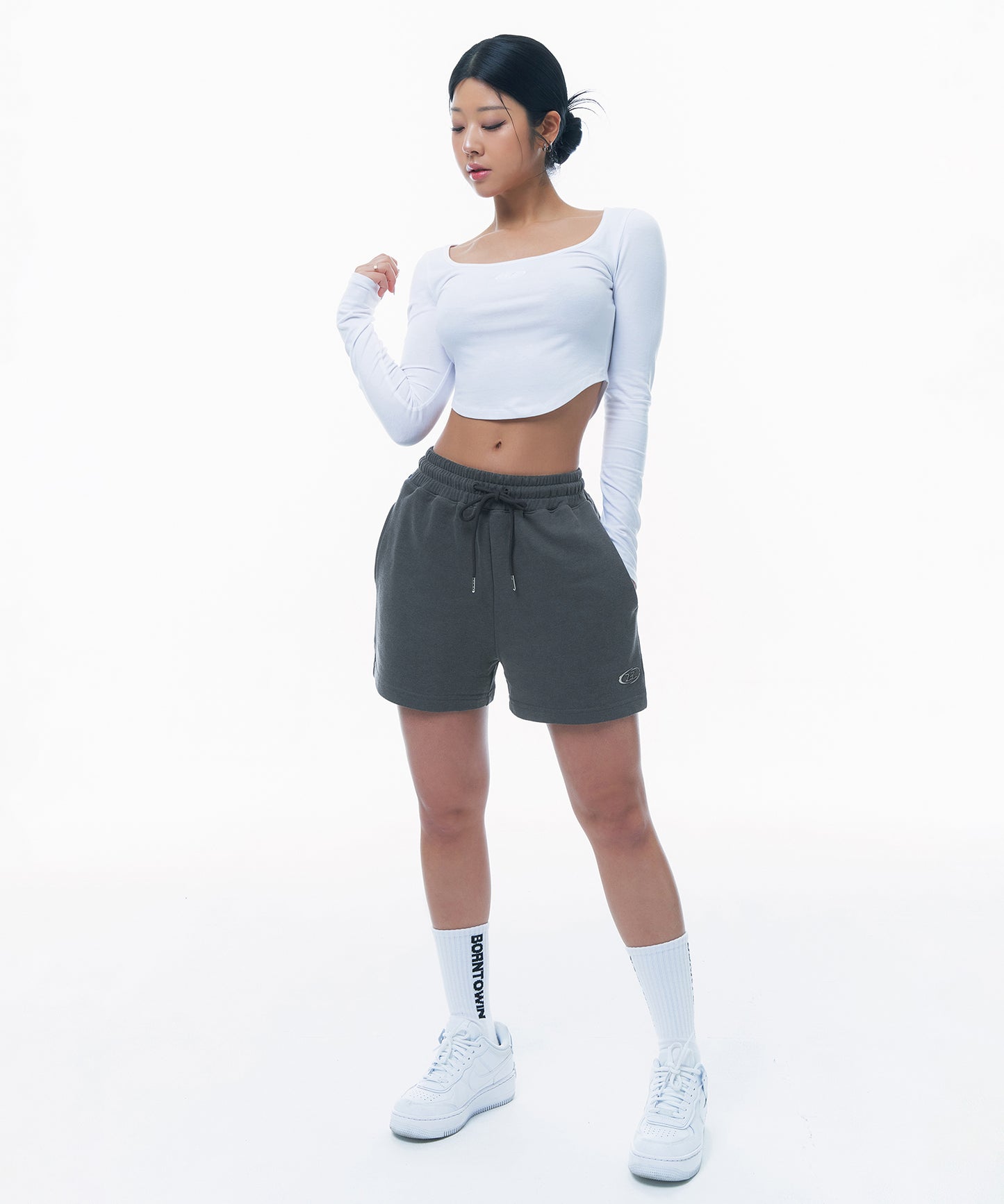 SCOOP NECK SEMI CROP LONGSLEEVE [WHITE]