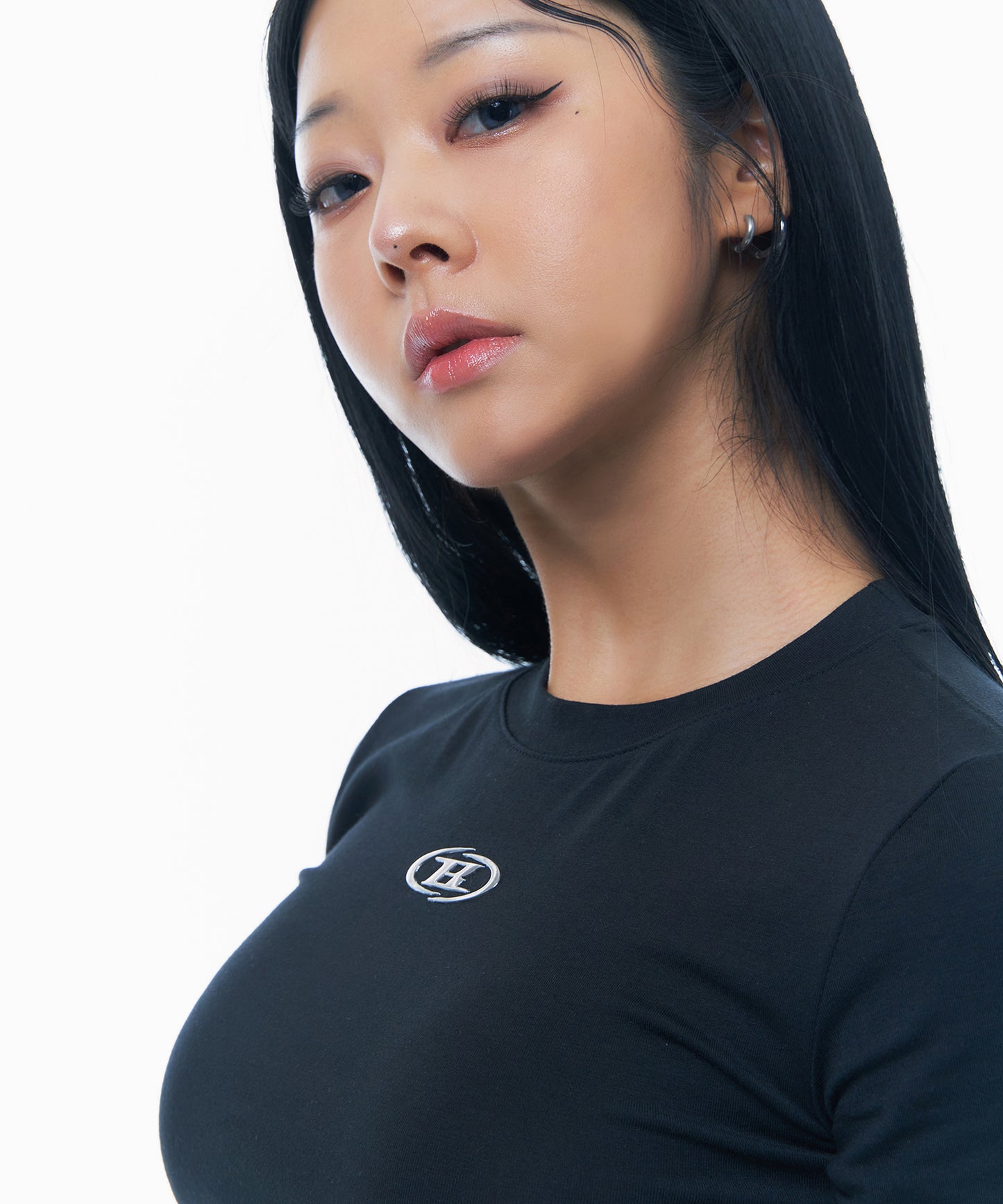 SILVER B MODAL CROP T-SHIRTS [BLACK]