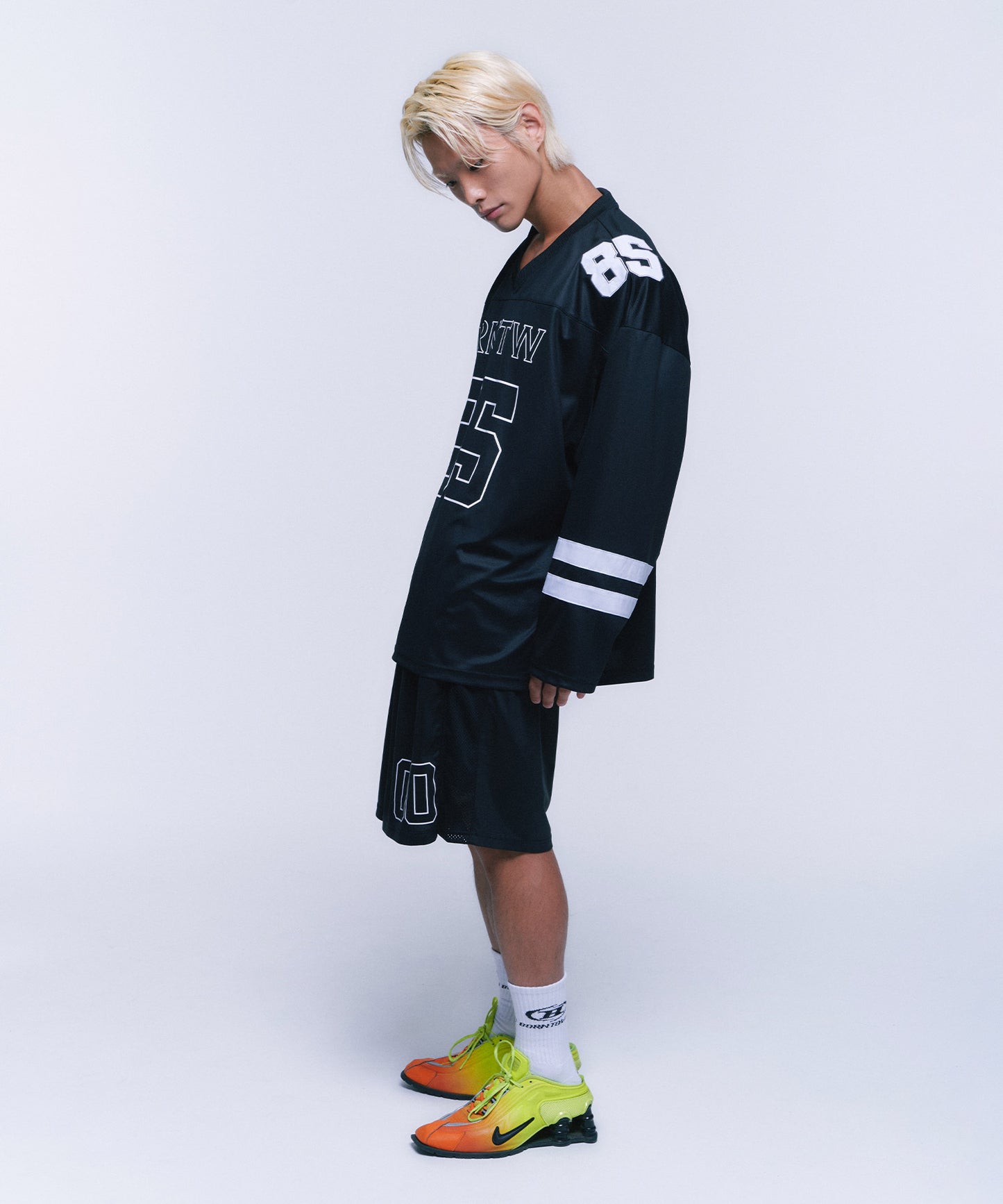 BRNTW 85 HOCKEY JERSEY [BLACK]