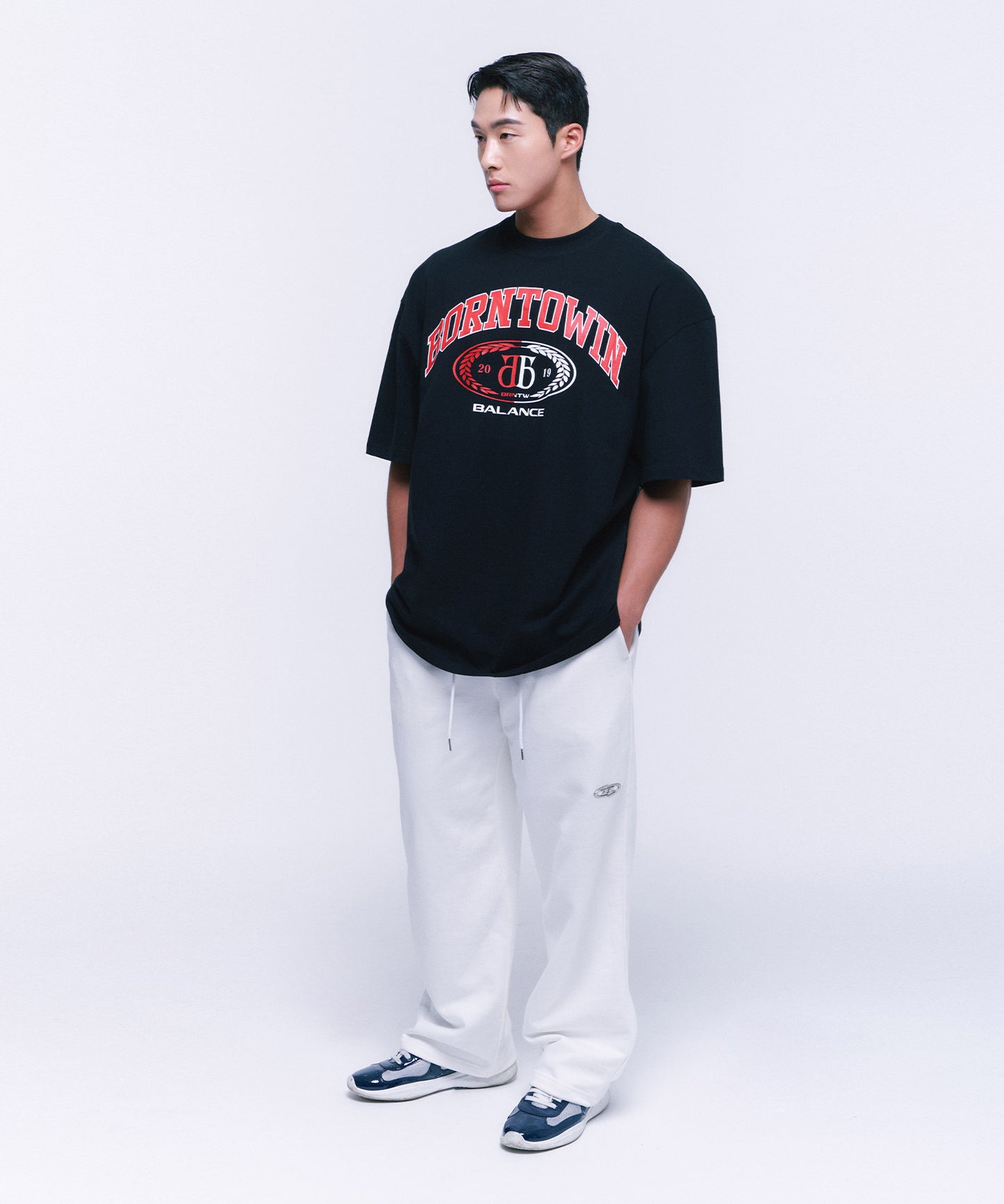 DOUBLE B EMBLEM OVER FIT T-SHIRTS [BLACK]