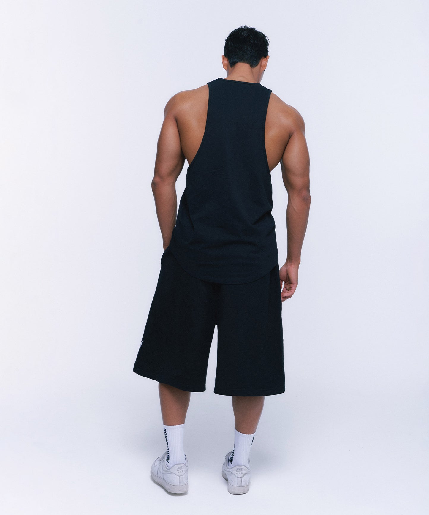 NEW RAISEBORN DEEP FIT SLEEVELESS [BLACK]