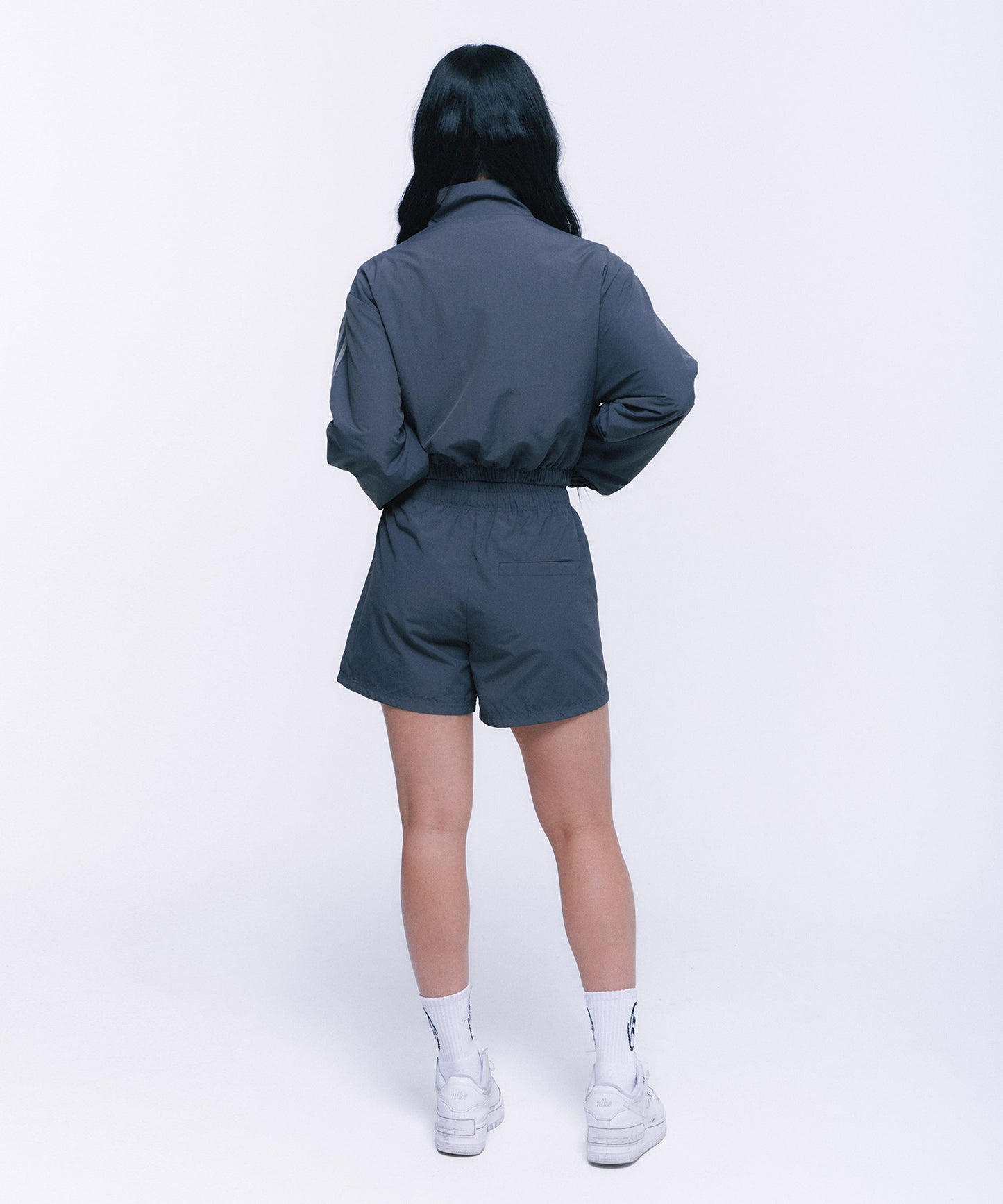 REFLECTIVE LINE NYLON SHORTS [CHARCOAL]