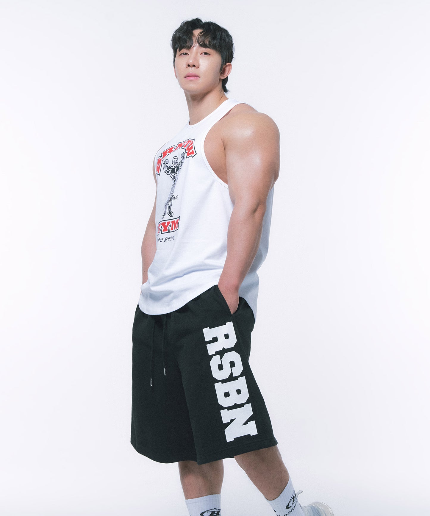 RAISEBORN NEW FIT SLEEVELESS [WHITE]