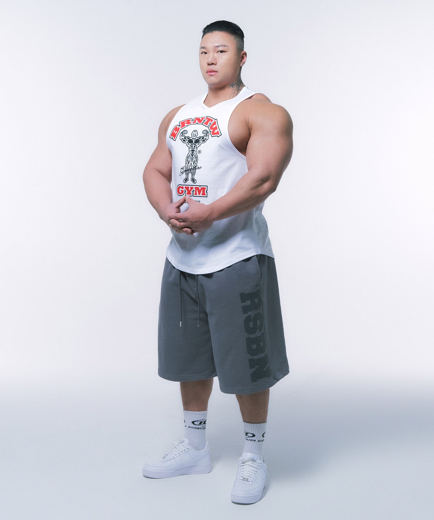 RAISEBORN NEW FIT SLEEVELESS [WHITE]