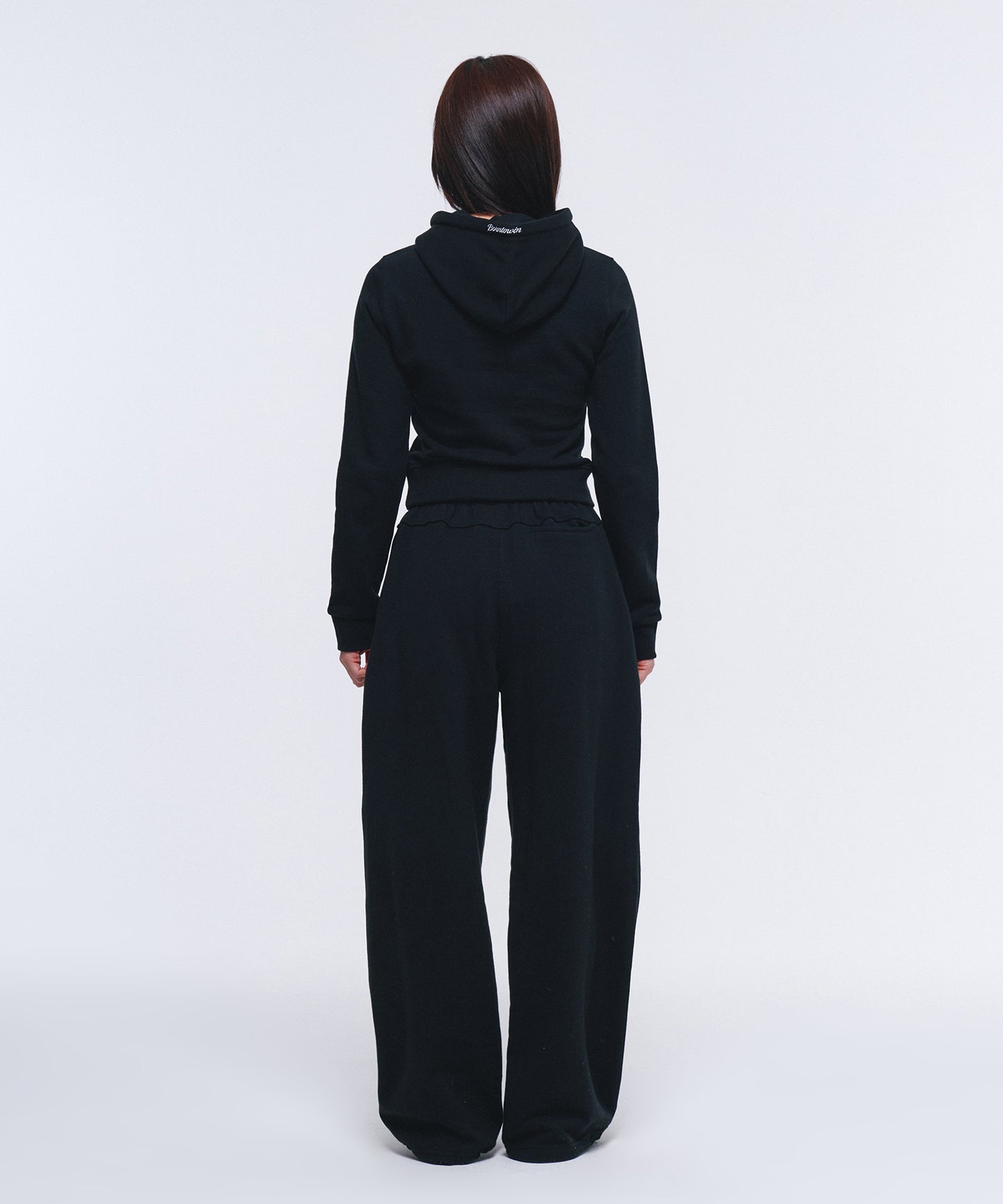 W B PENDANT COTTON CROP HOODIE [BLACK]