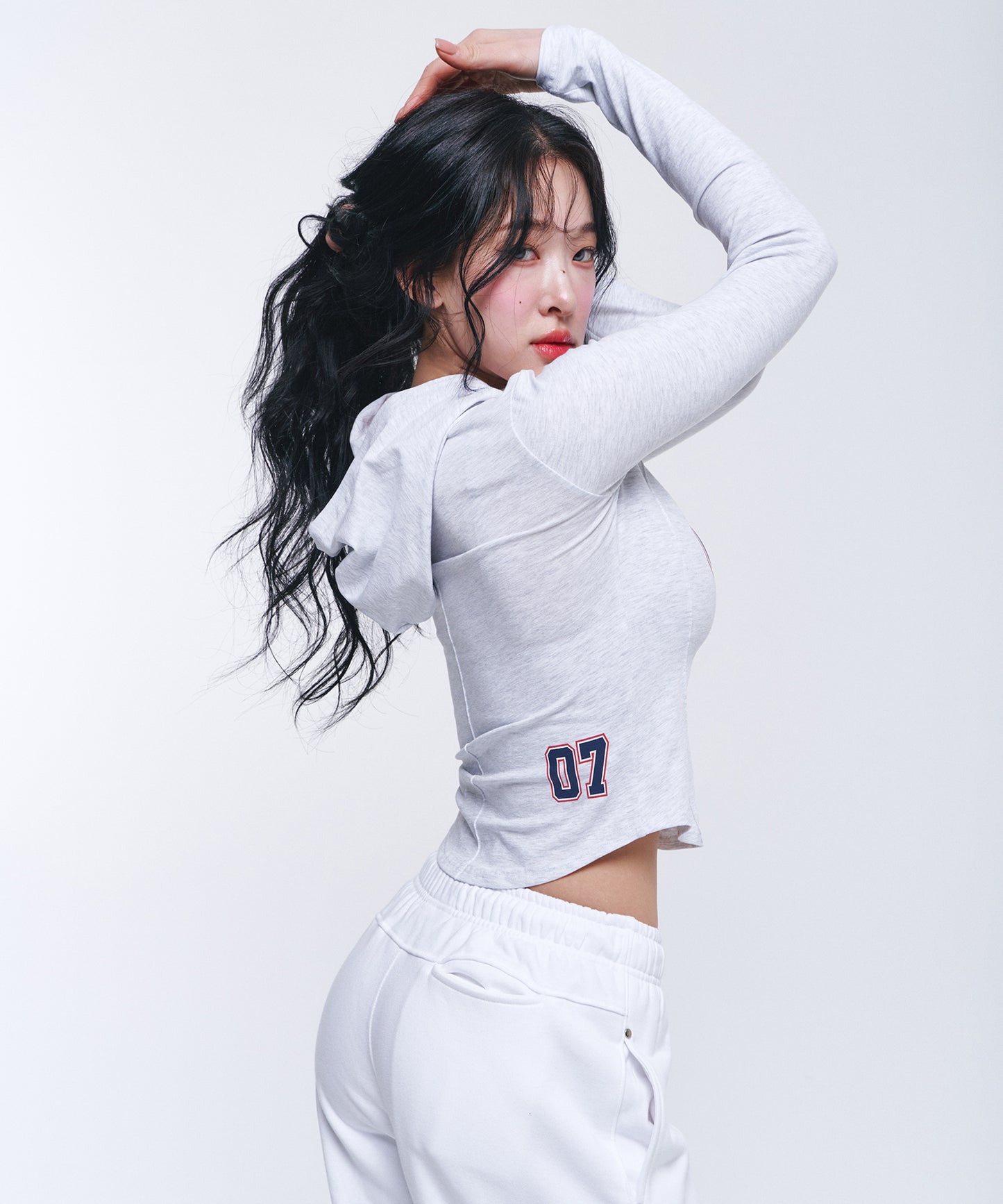 W NUMBER PIN-TUCK SNAP HOODIE [WHITE MELANGE GREY]