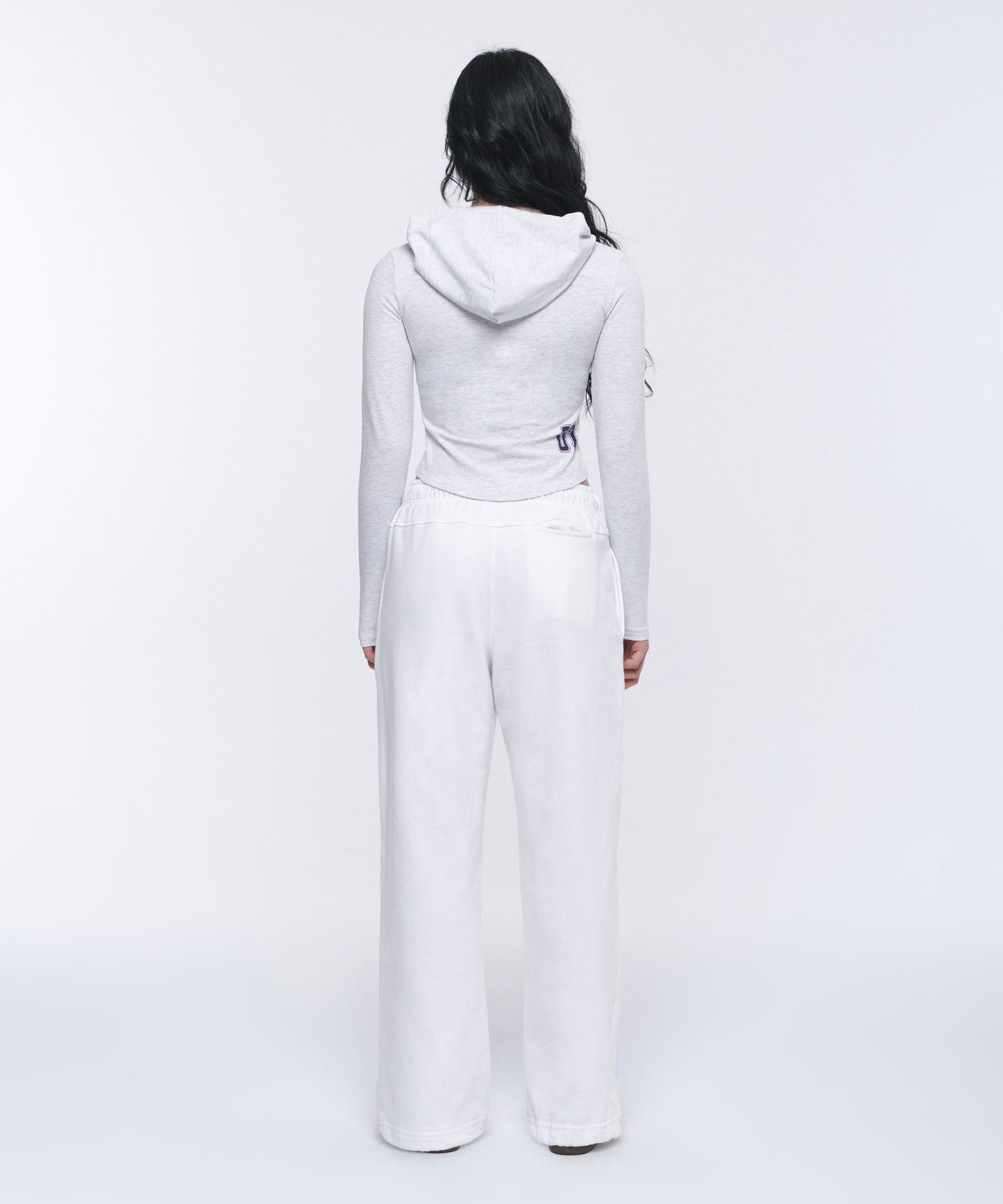 W NUMBER PIN-TUCK SNAP HOODIE [WHITE MELANGE GREY]