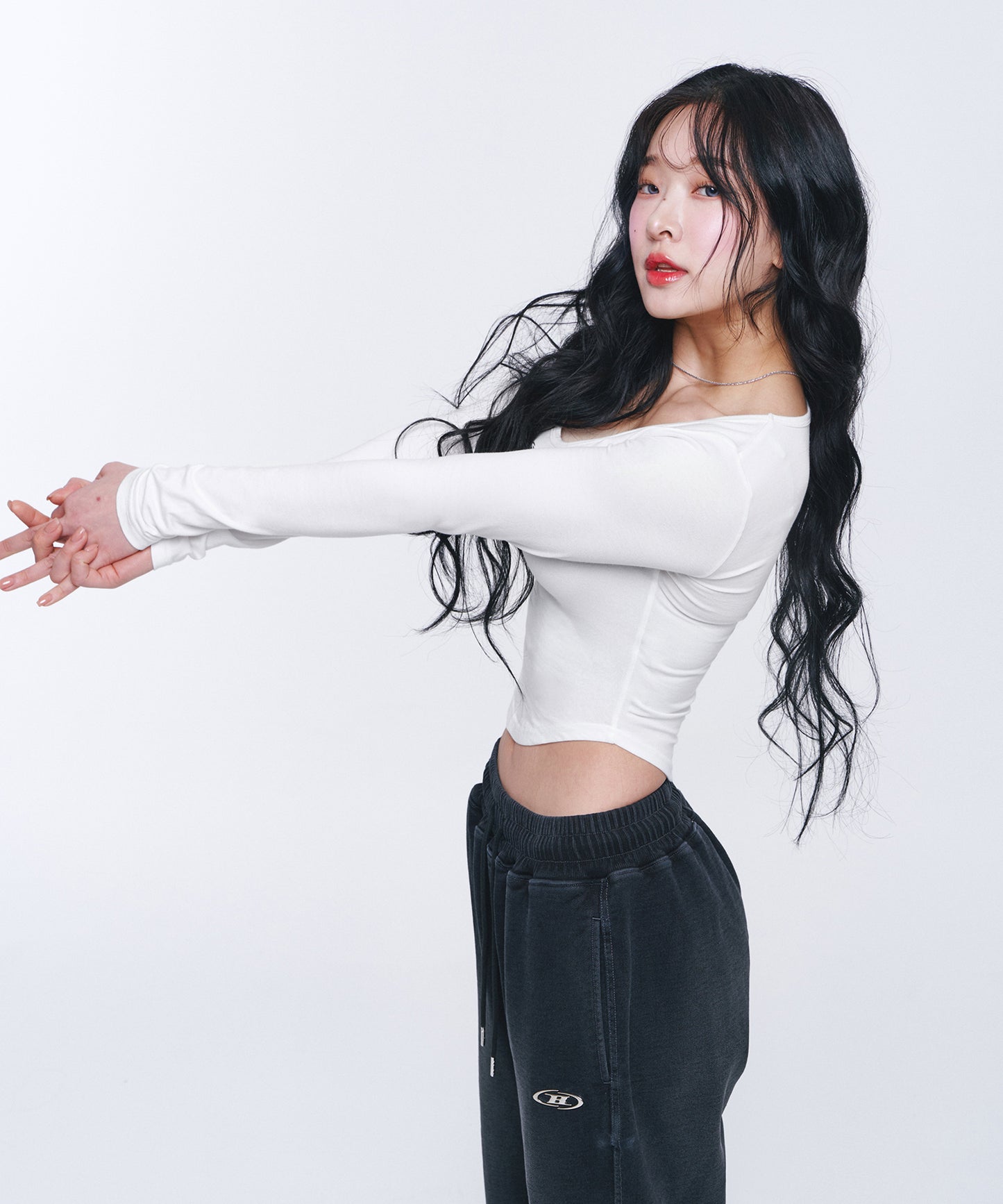 W U-NECK MODAL LONG SLEEVE [WHITE]