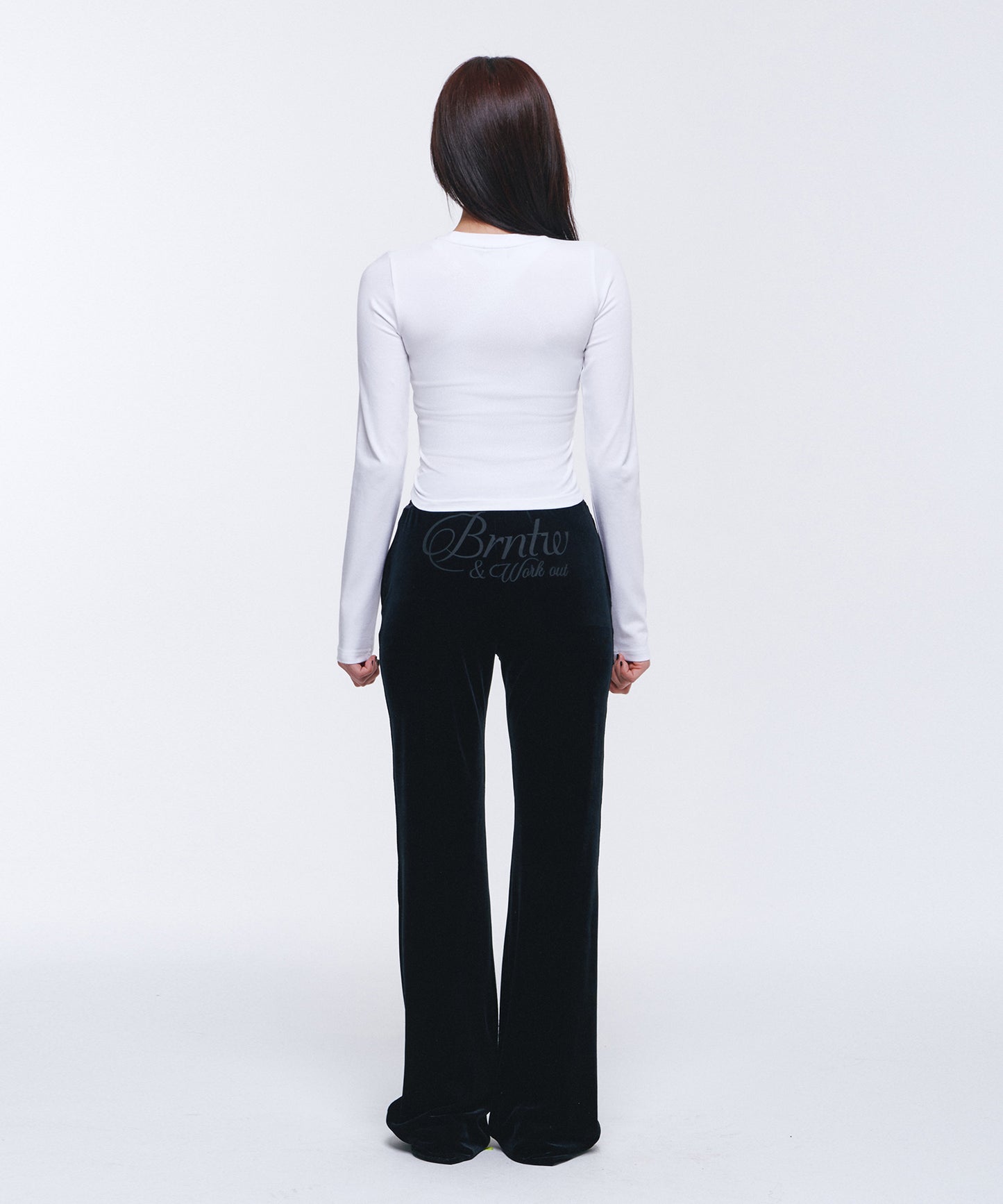 W BORN GIRL LEOPARD CROP LONGSLEEVE [WHITE]