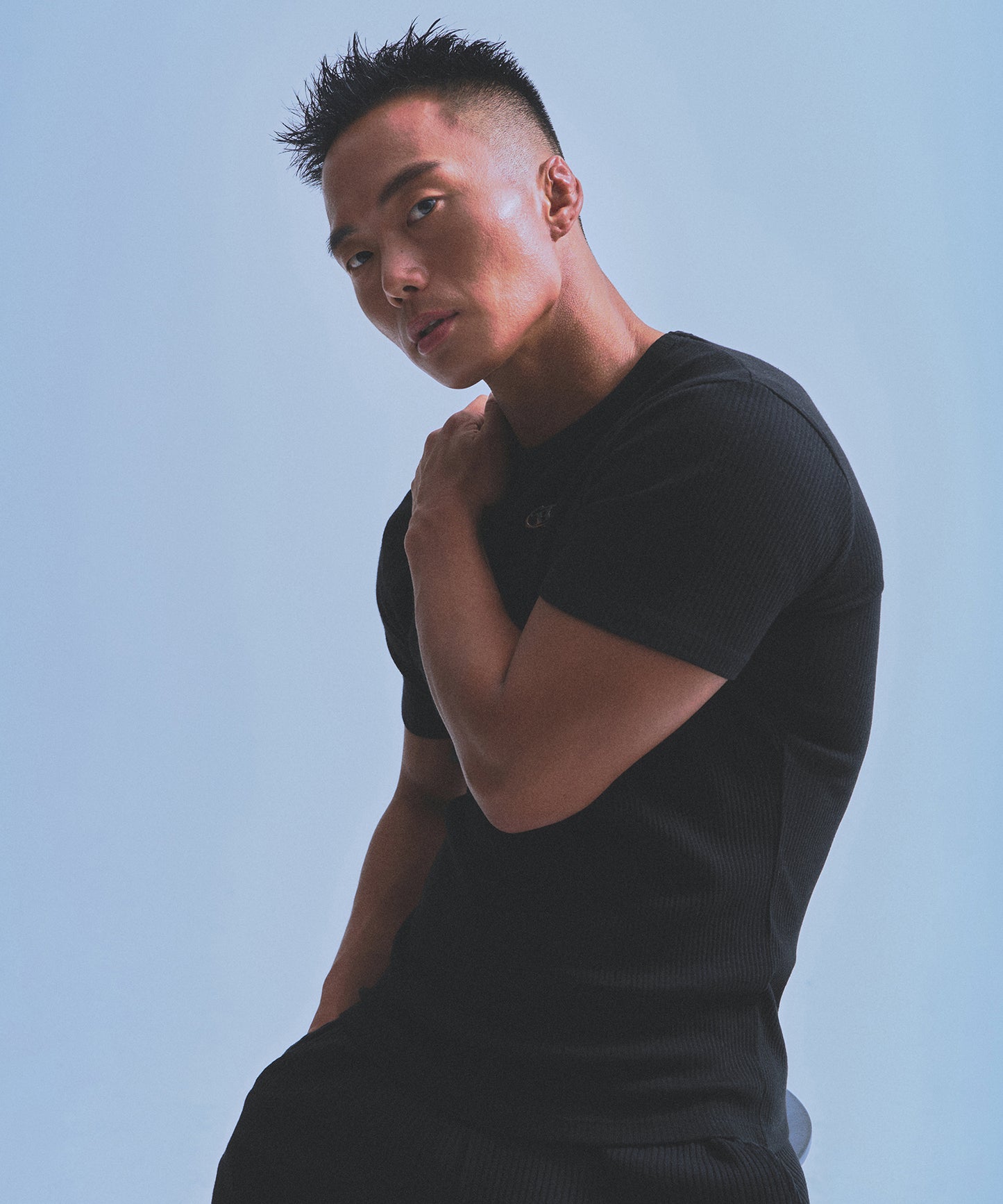 RIBBED B PENDANT MUSCLE FIT T-SHIRTS [BLACK]