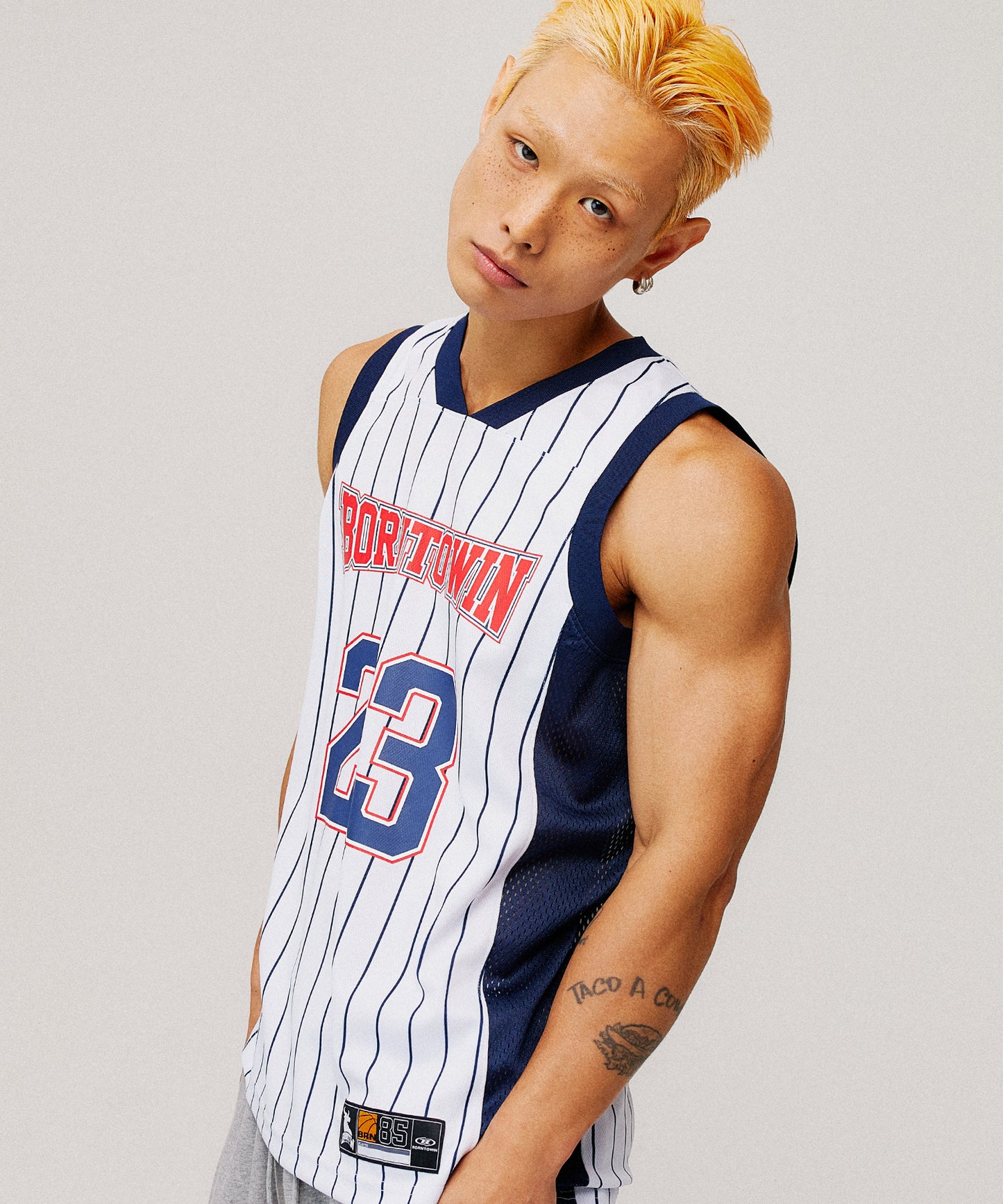 NUMBER 23 BASKETBALL SLEEVELESS [WHITE]
