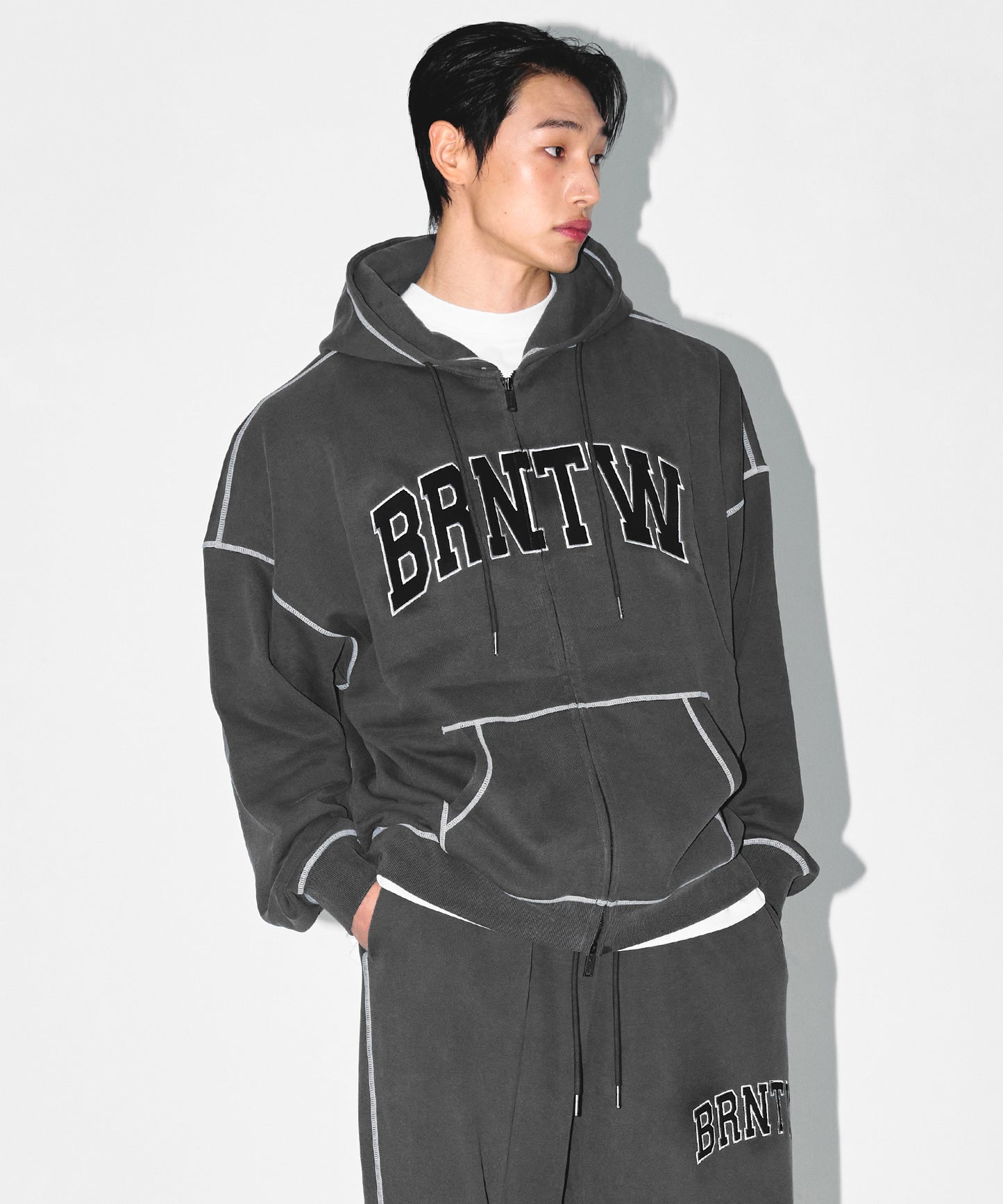 [12/16 Delivery] PIGMENT DYEING HOODIE ZIP-UP [CHARCOAL]