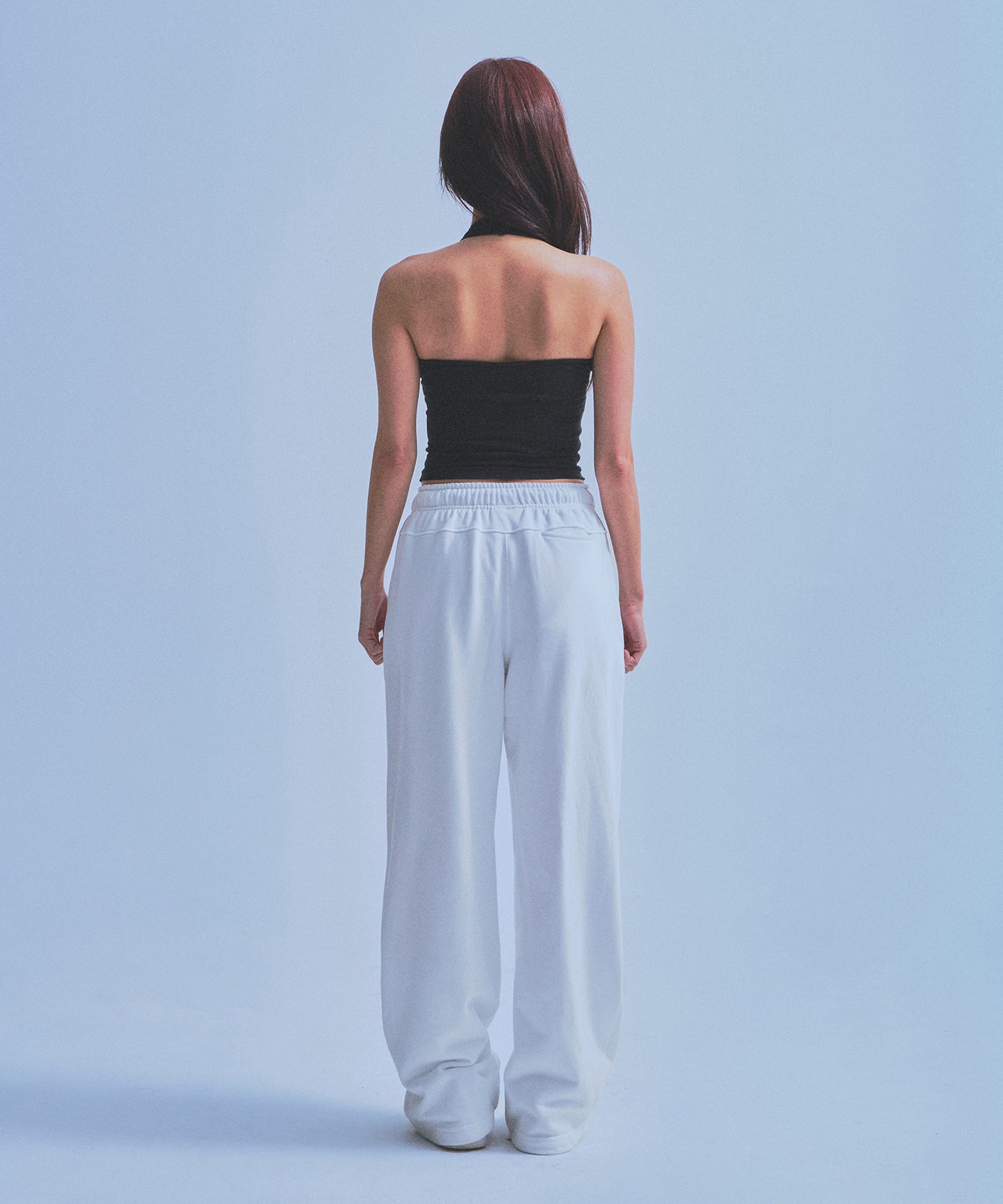 W 07 HALTERNECK SLEEVELESS [BLACK]