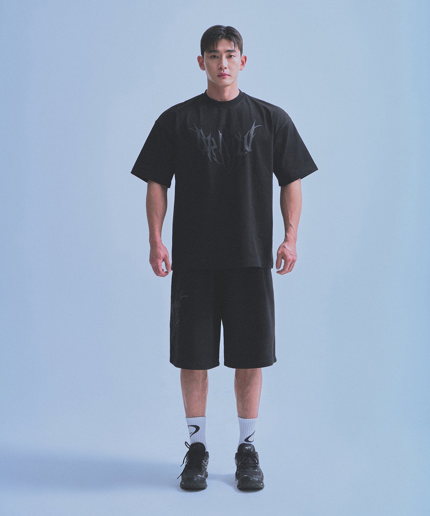 TRIBAL SEMI OVER FIT T-SHIRTS [BLACK]