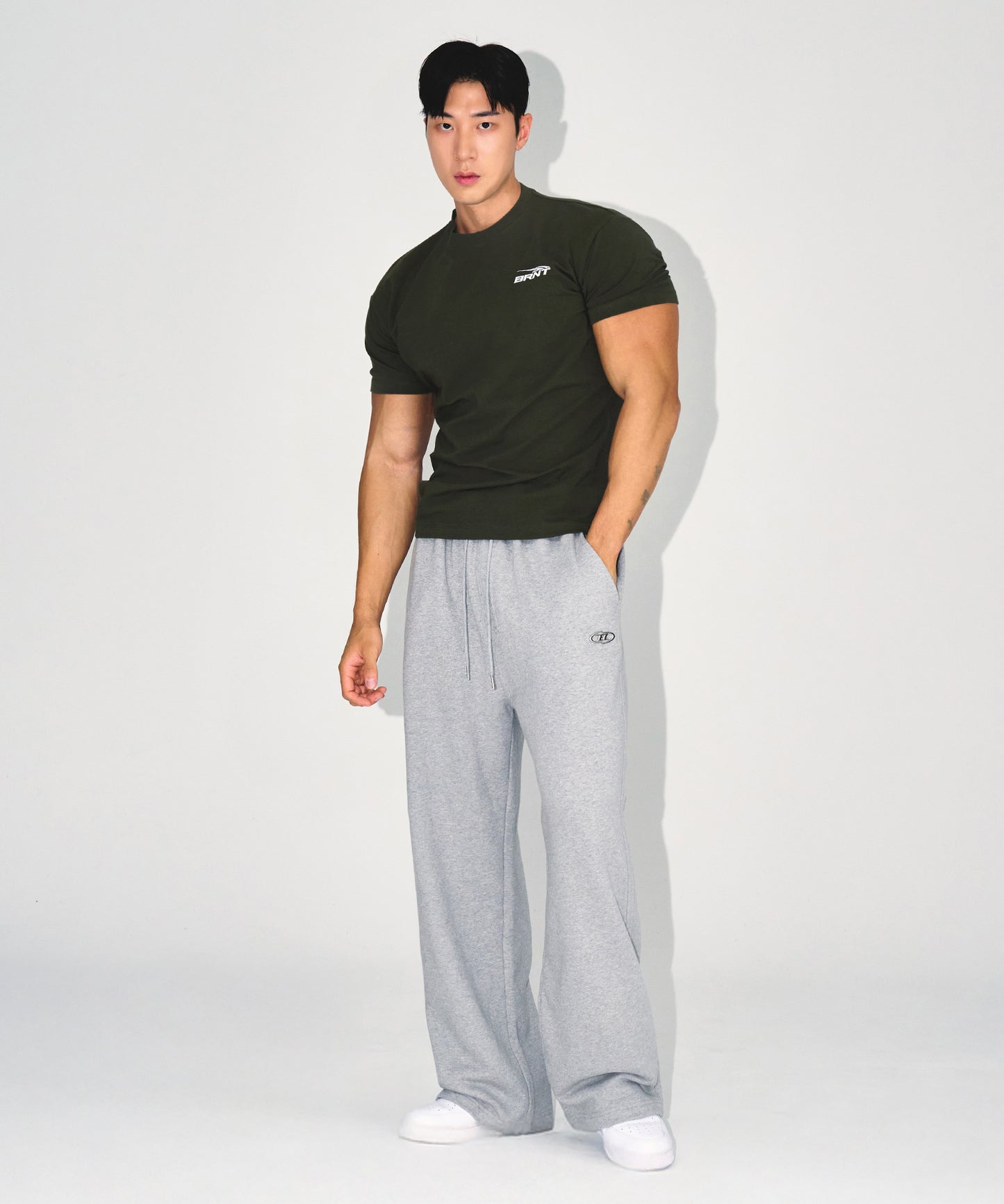 BRNT BACK LOGO MUSCLE FIT T-SHIRTS [KHAKI]
