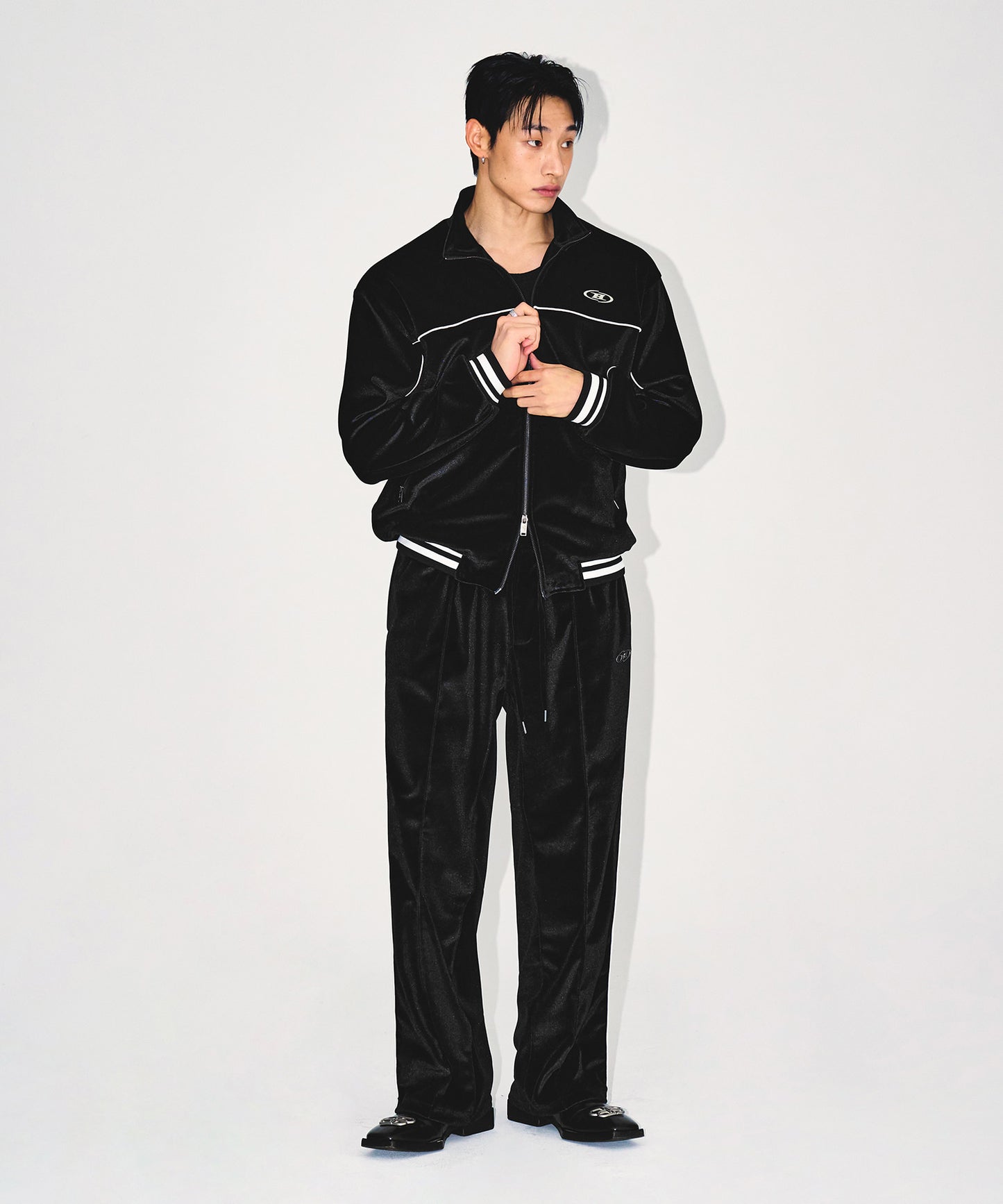 TRACK LINE VELVET JACKET [BLACK]
