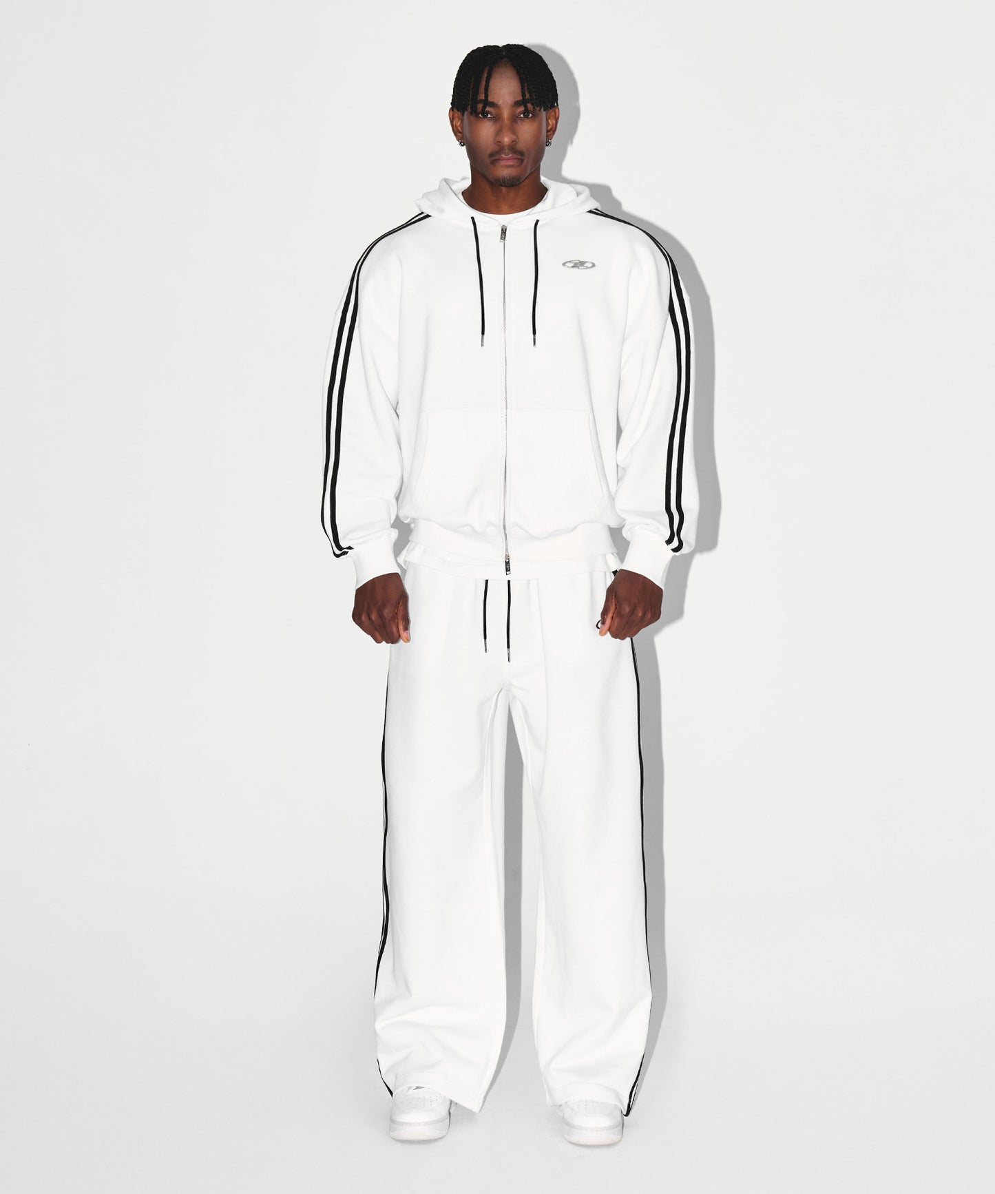 CHROME B TRACK LINE HOODIE ZIP-UP [WHITE]