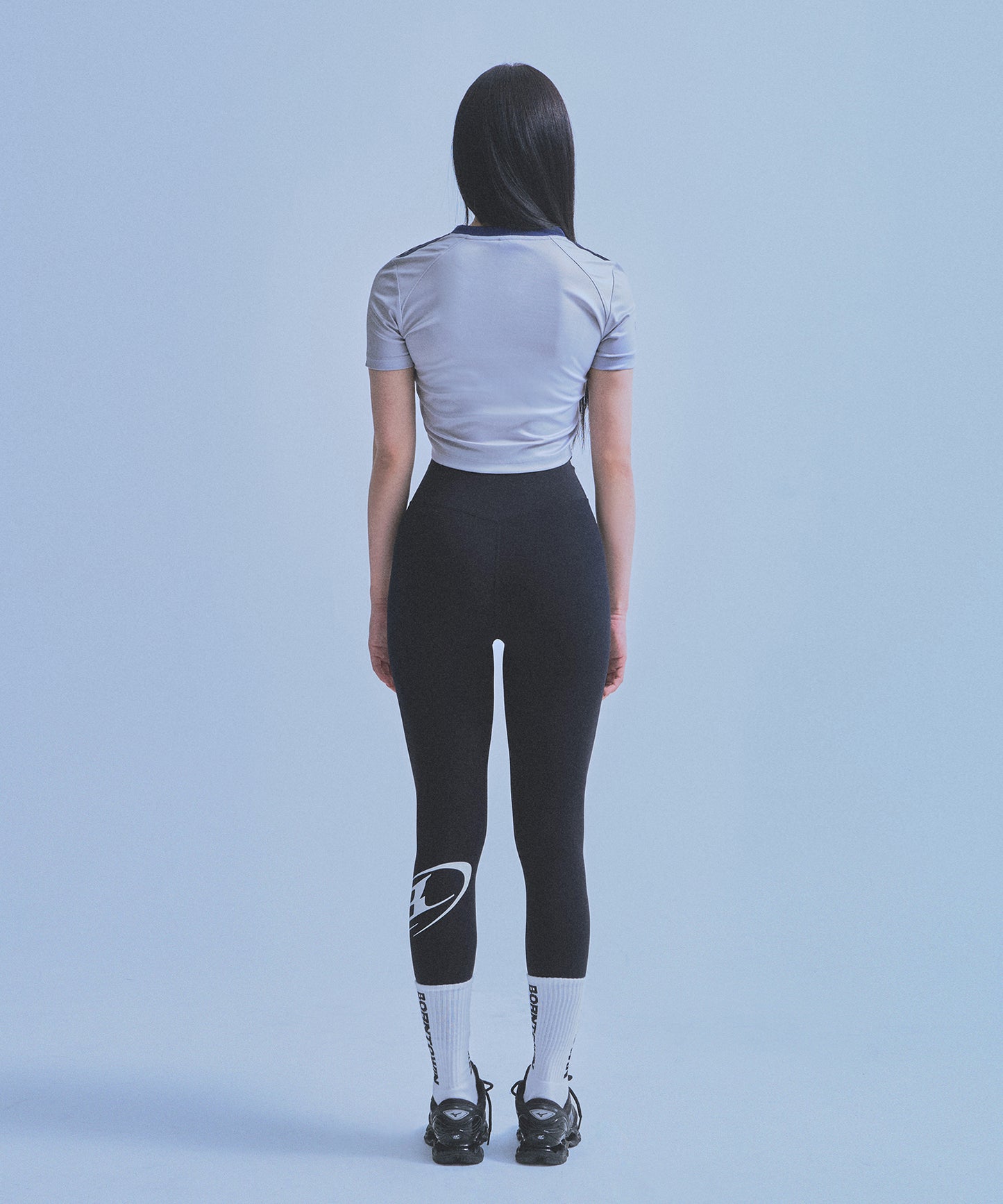 W RUGBY JERSEY SEMI CROP T-SHIRTS [SILVER]