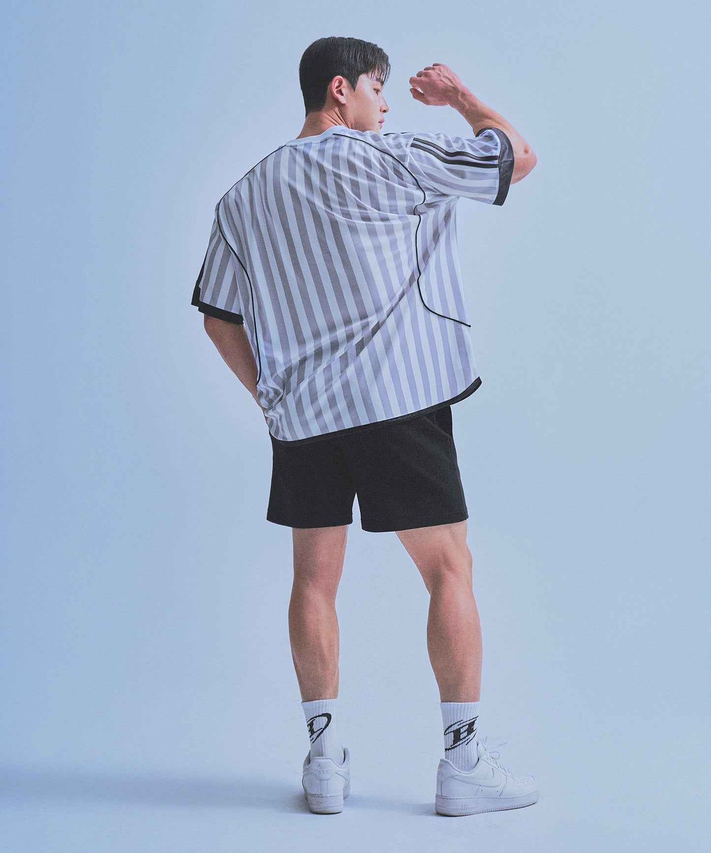 SYMBOL B SOCCER STRIPE JERSEY [WHITE]