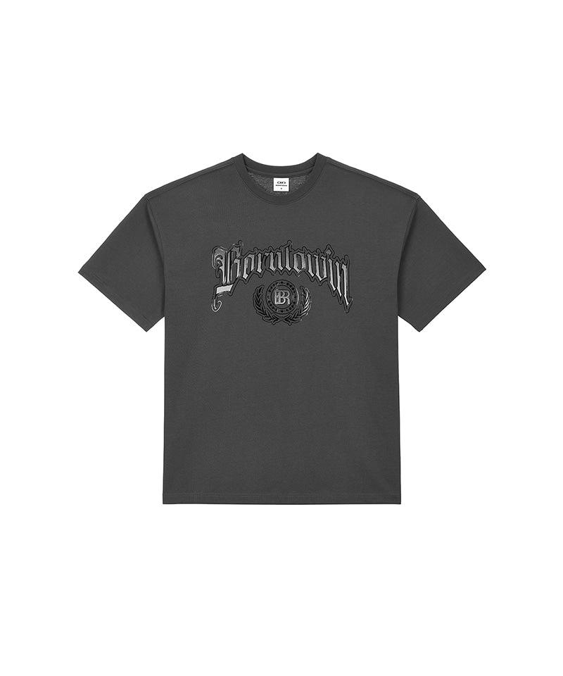 EMBLEM LOGO SEMI OVER FIT T-SHIRTS [CHARCOAL]