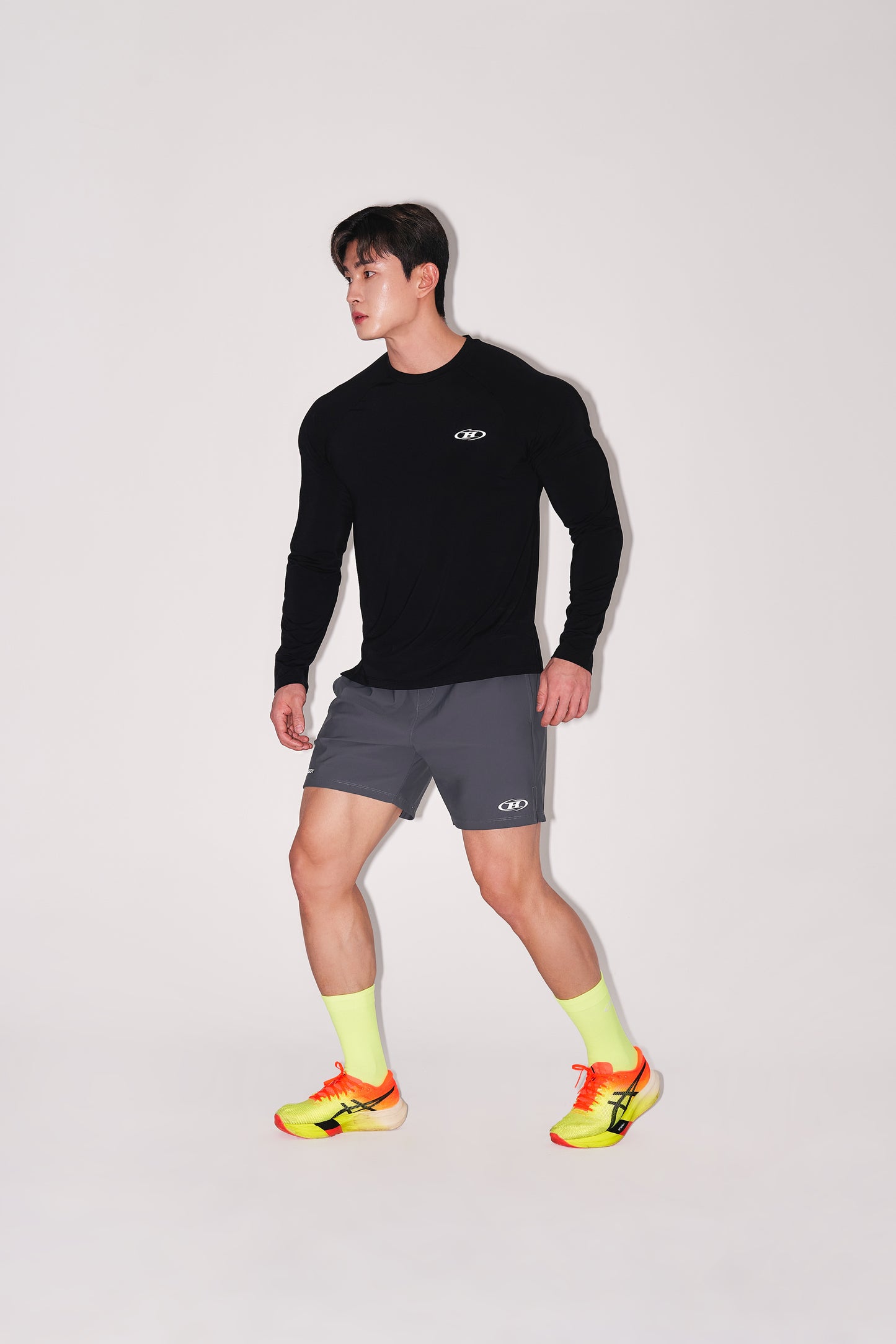BRN SQUARE QUICK DRY LONG SLEEVE [BLACK]