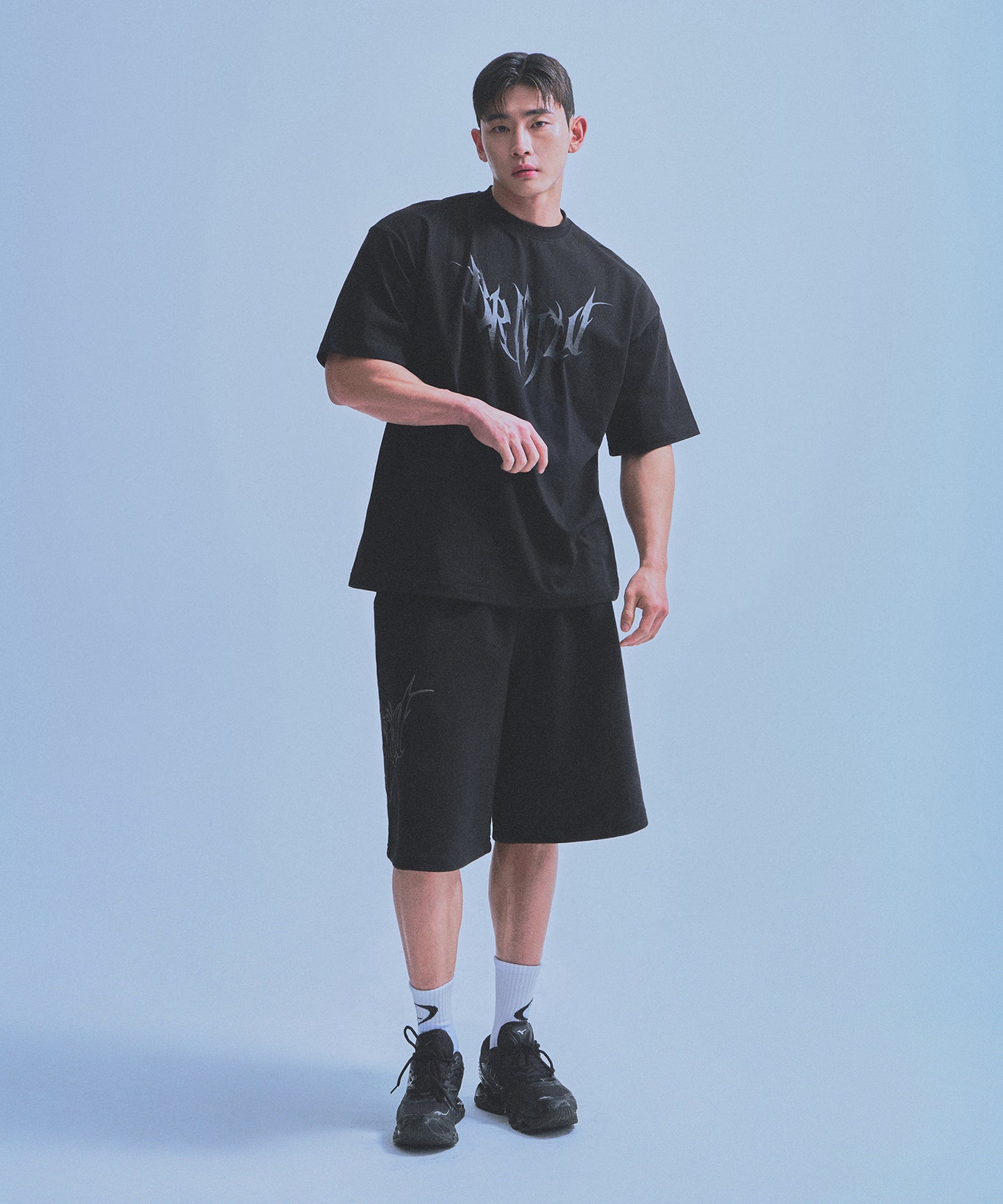 TRIBAL SEMI OVER FIT T-SHIRTS [BLACK]