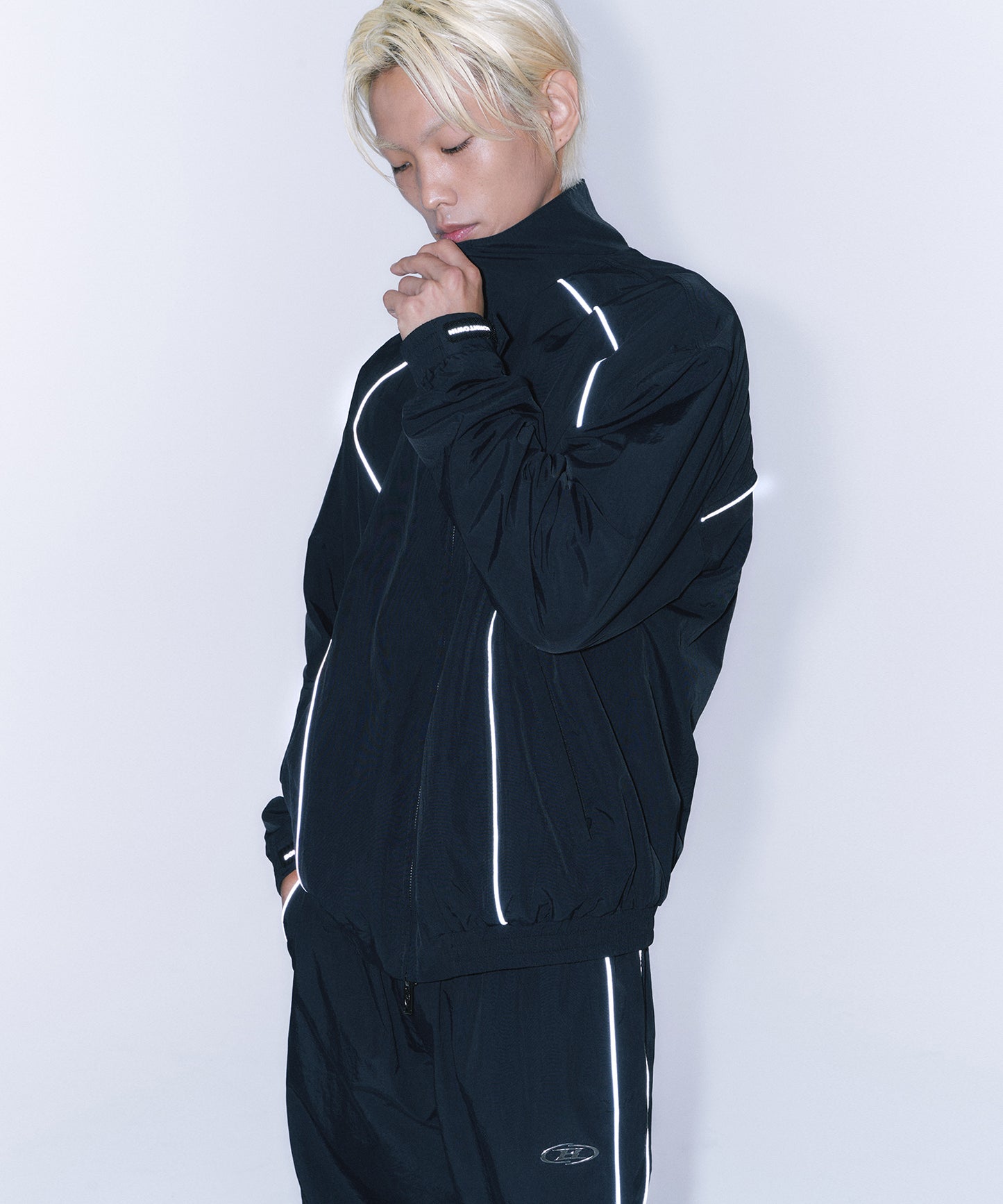 SILVER LINE NYLON WIND BREAKER [BLACK]