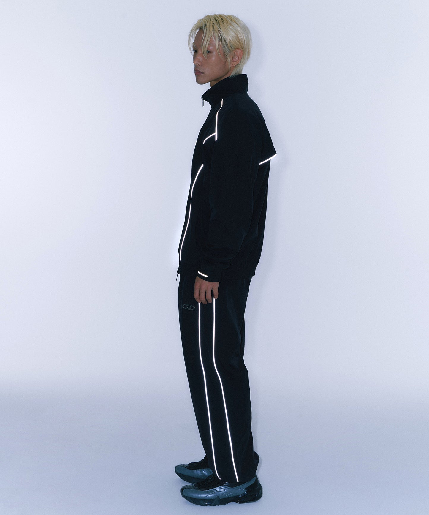 SILVER LINE NYLON WIND BREAKER [BLACK]