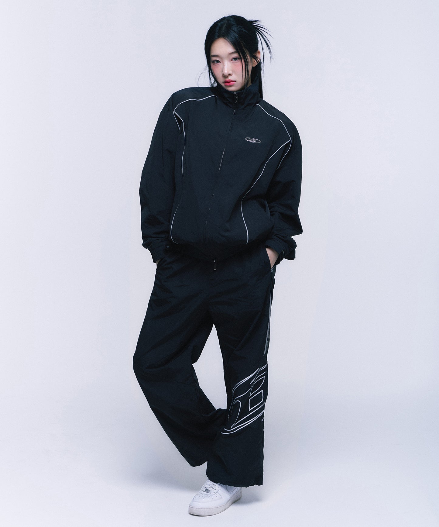 SILVER LINE NYLON WIND BREAKER [BLACK]