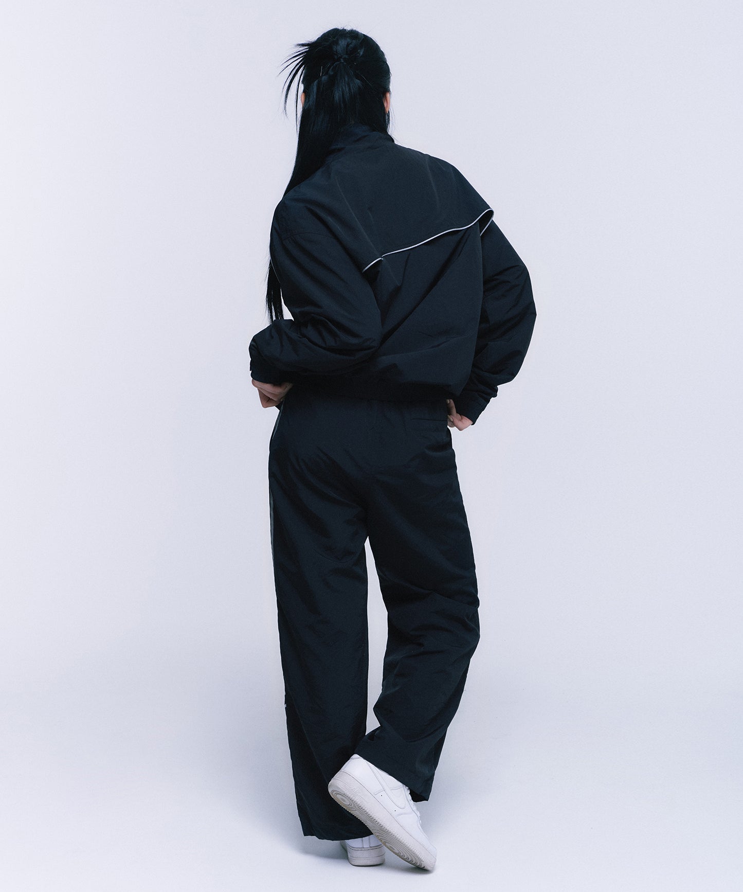 SILVER LINE NYLON WIND BREAKER [BLACK]