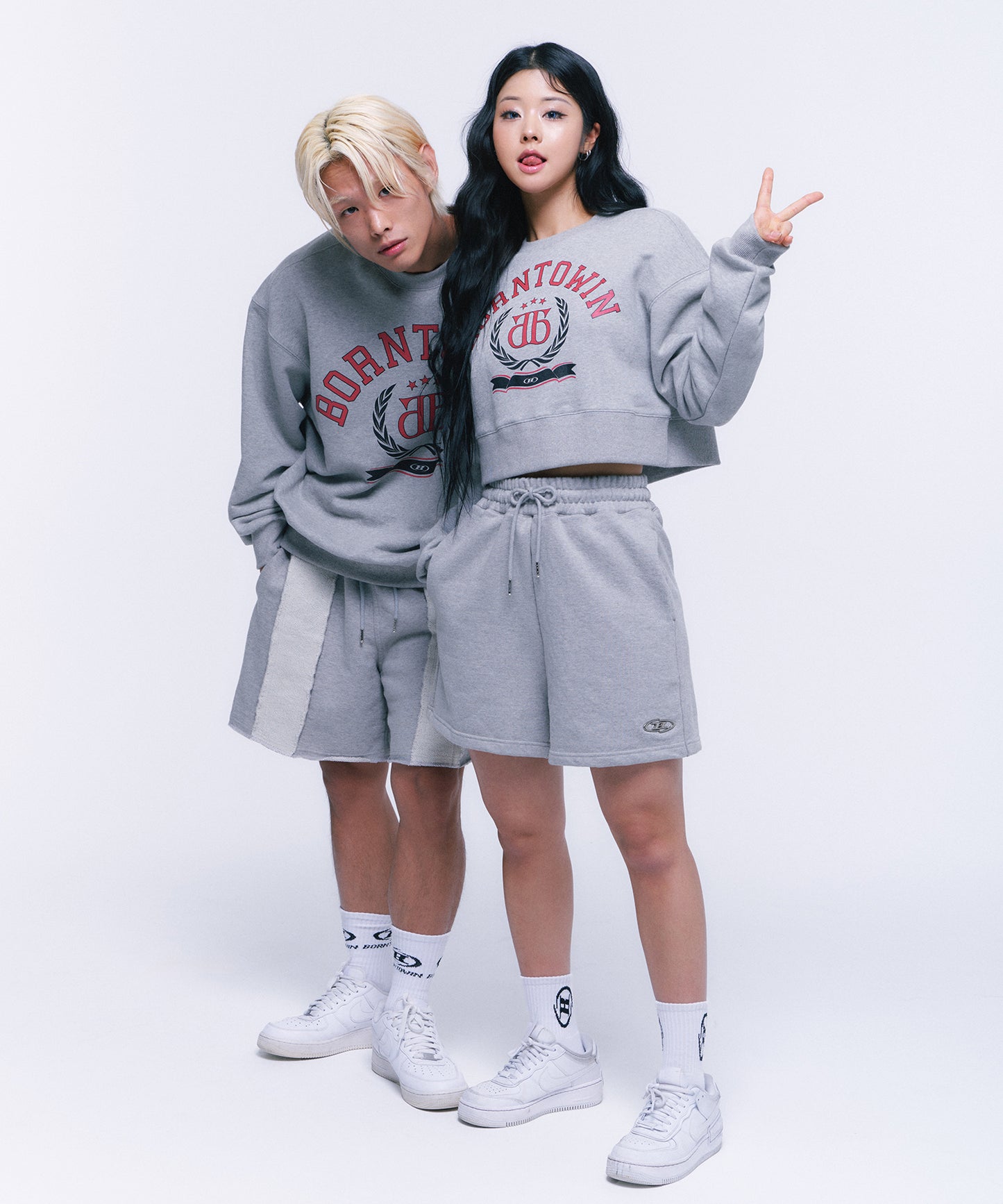 DOUBLE B EMBLEM CROP SWEATSHIRTS [MELANGE GREY]