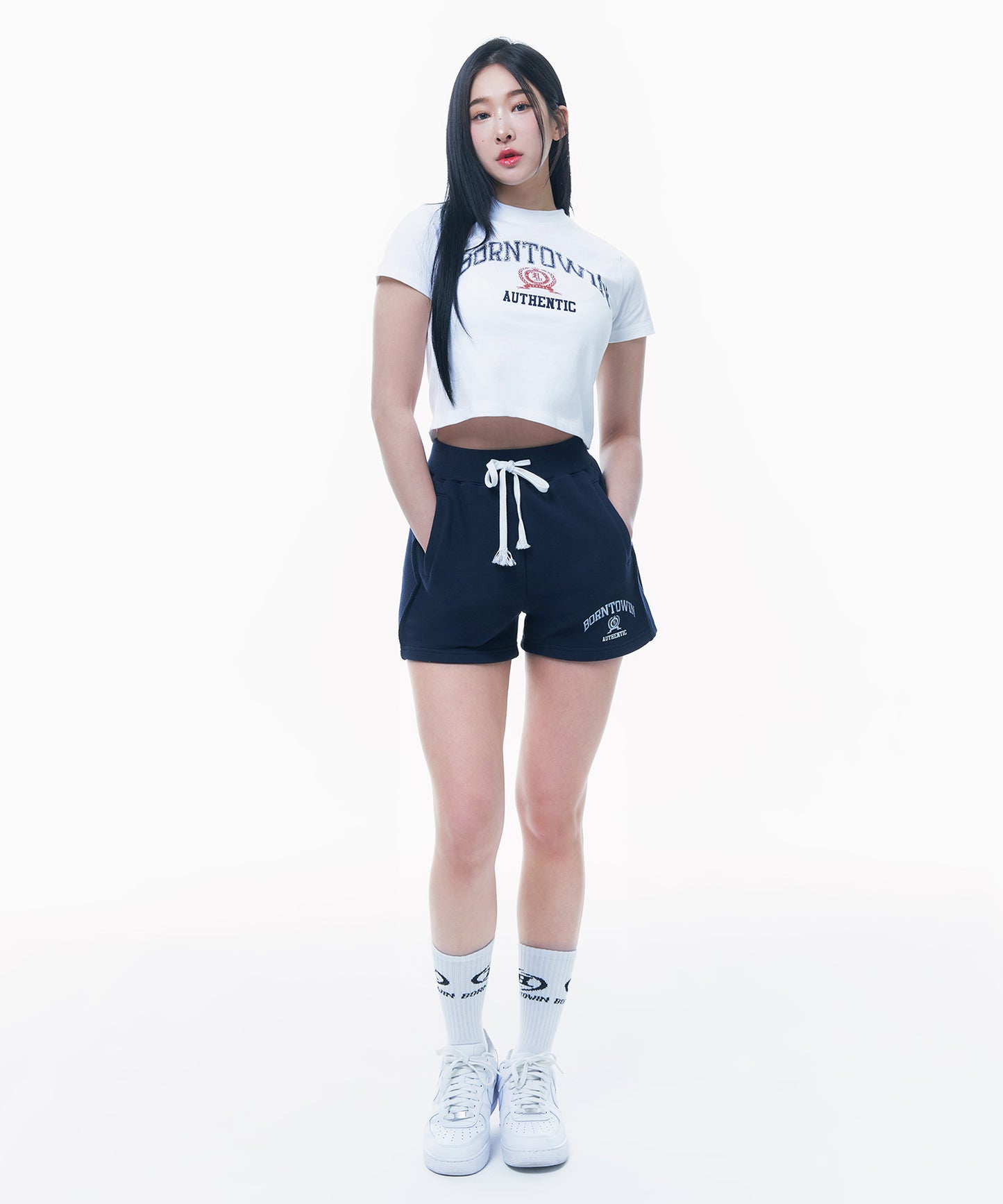 CRACK BORNTOWIN EMBLEM CROP T-SHIRTS [WHITE]