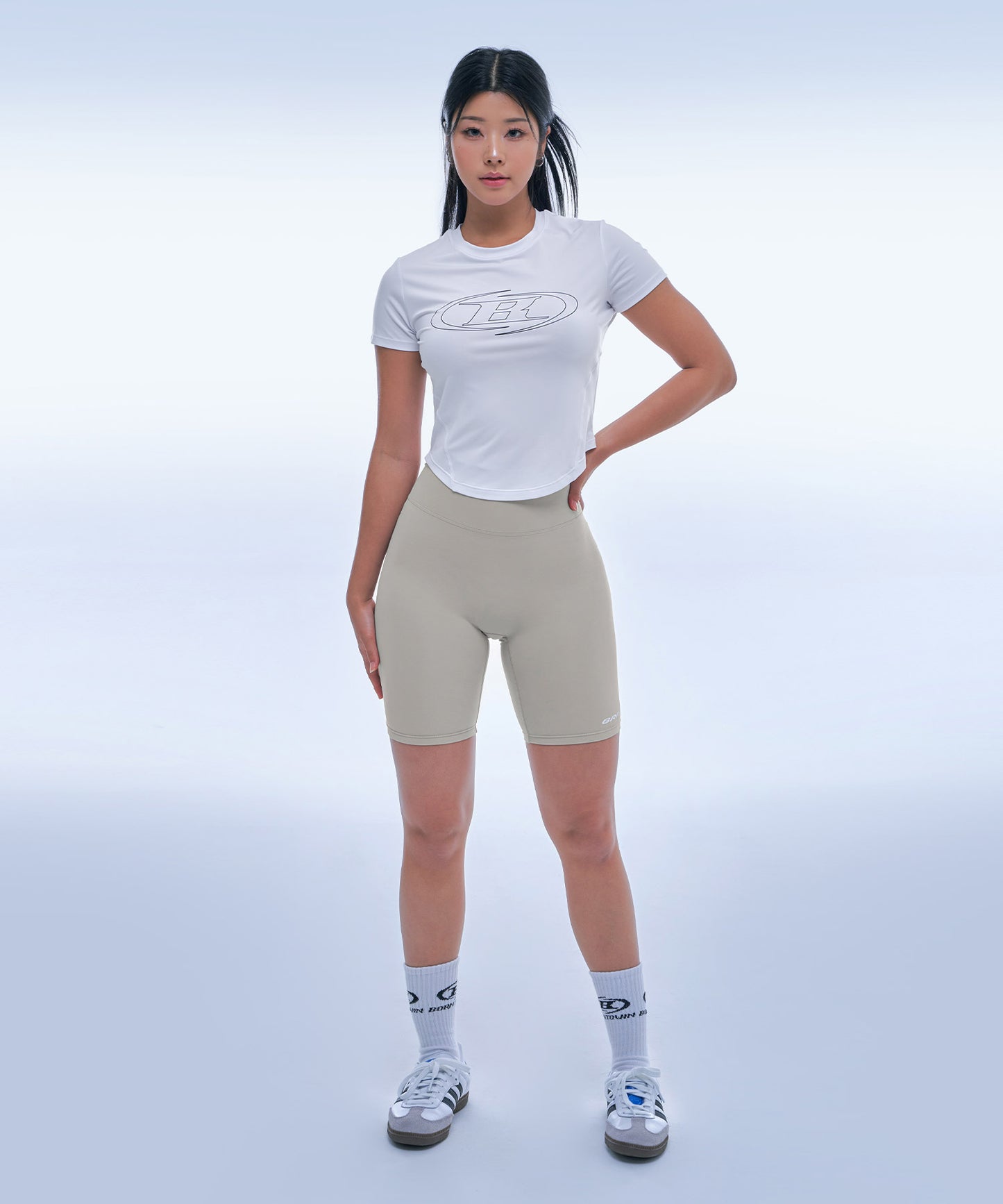 X STRAP 4.0 BIKER SHORTS [BEIGE]