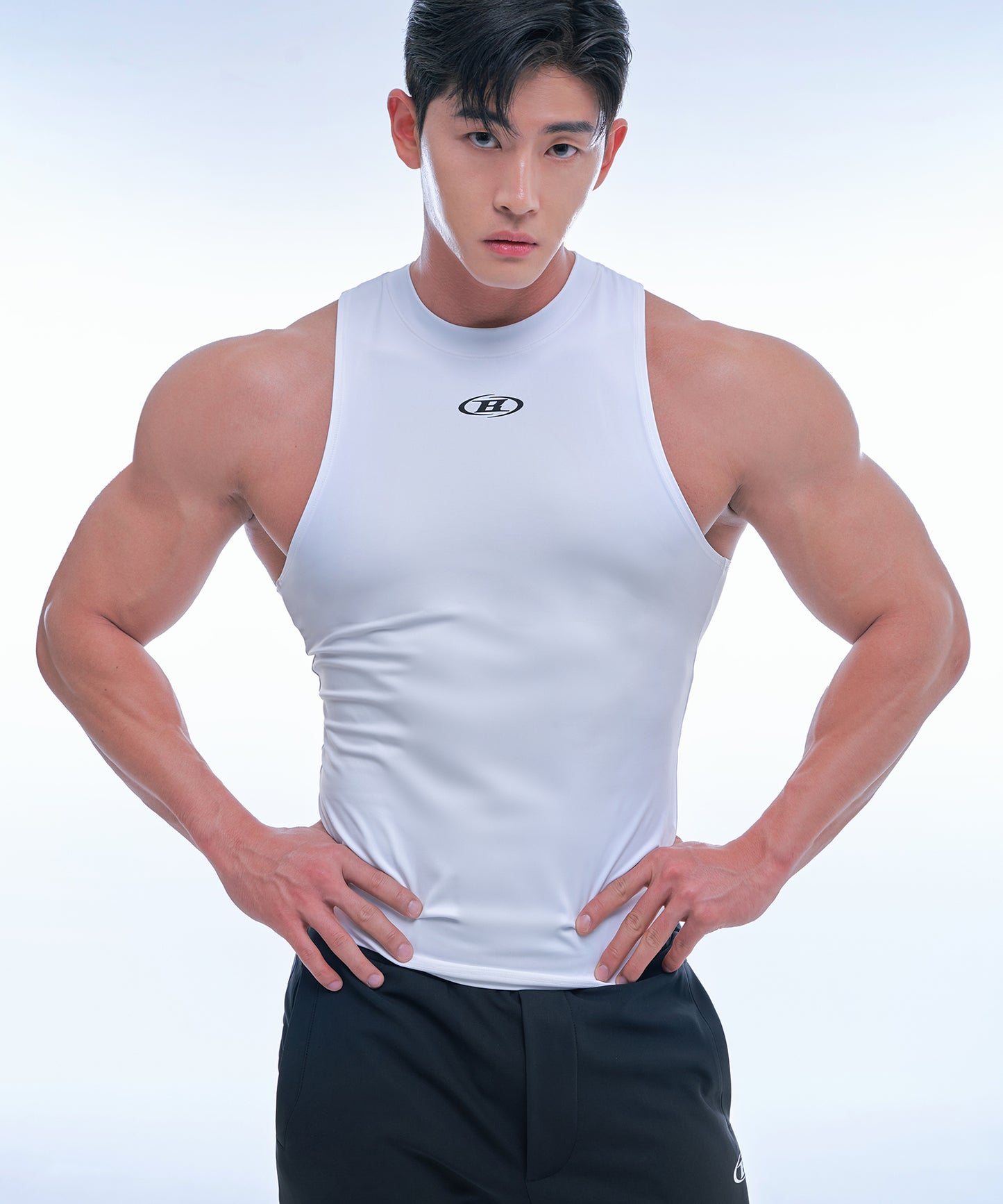 BRNTW BACK LOGO MUSCLE FIT SLEEVELESS  [WHITE]