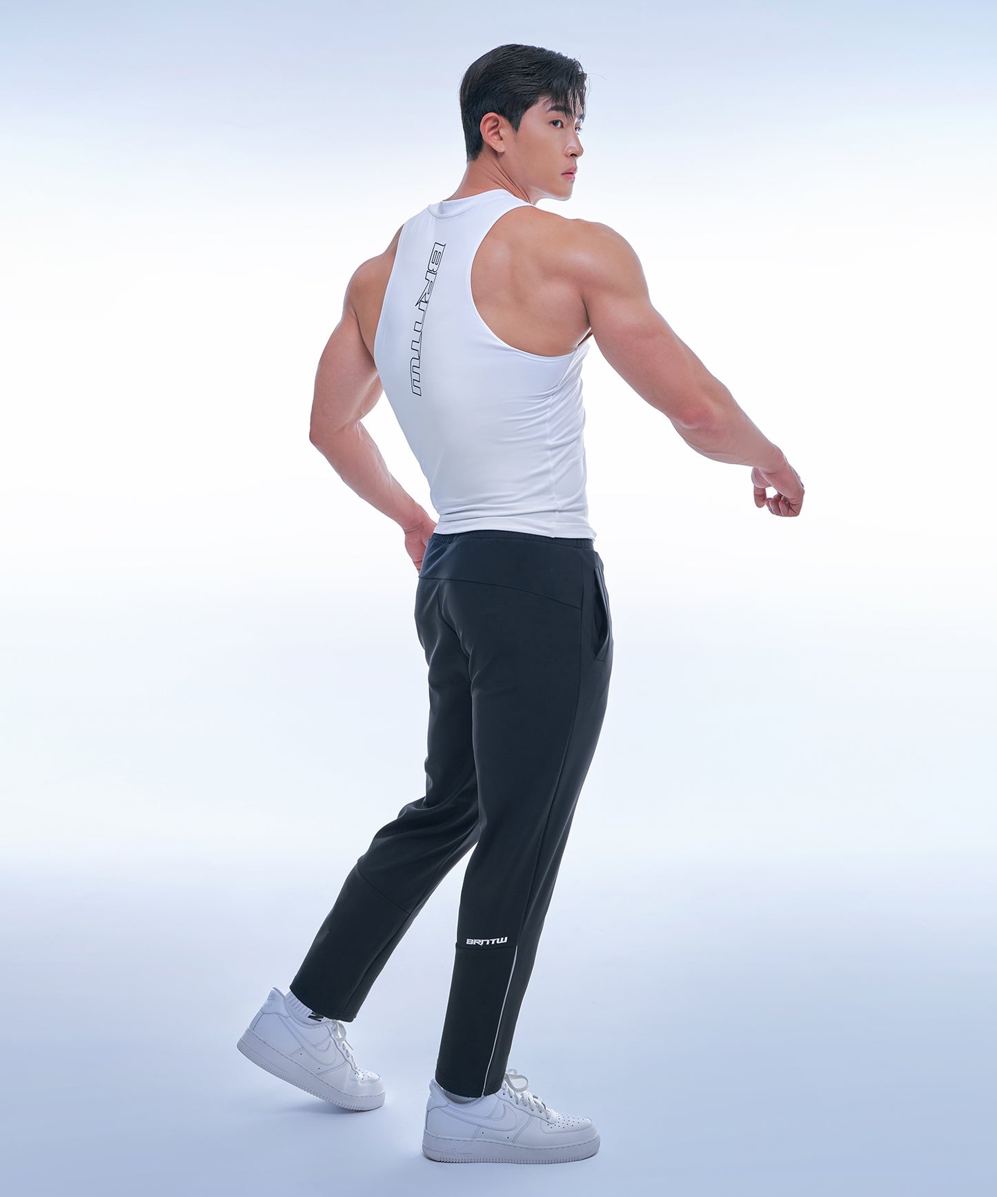 BRNTW BACK LOGO MUSCLE FIT SLEEVELESS  [WHITE]