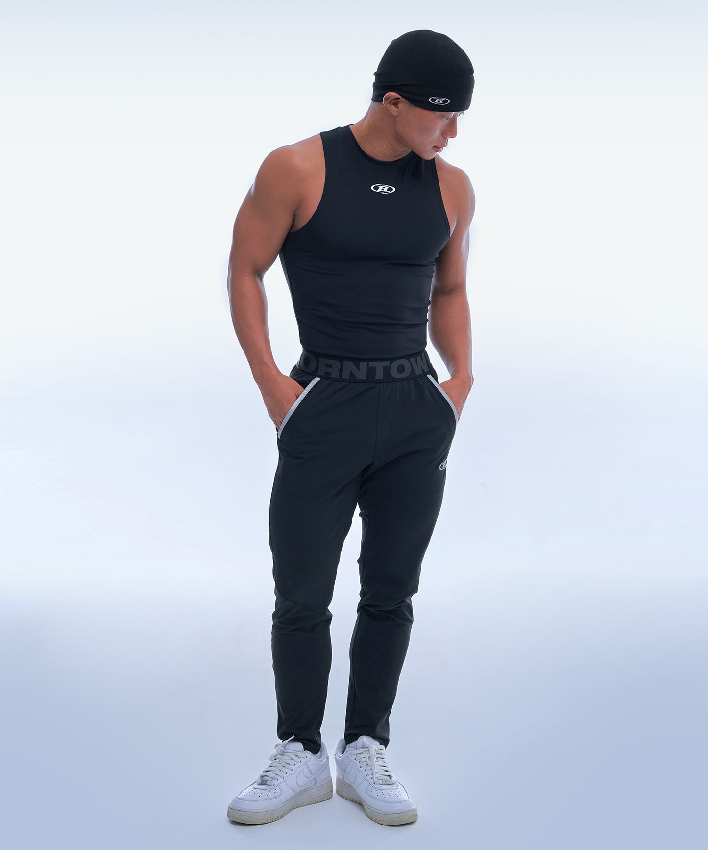 [BRNTW BACK LOGO MUSCLE FIT SLEEVELESS [BLACK]