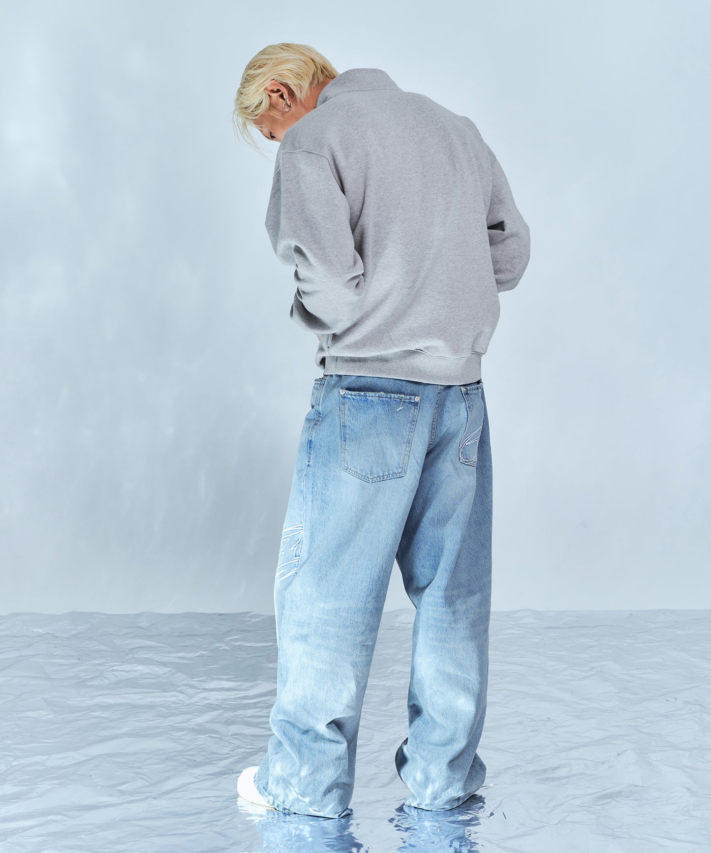 STROKE B WASHED WIDE DENIM PANTS [LIGHT BLUE]