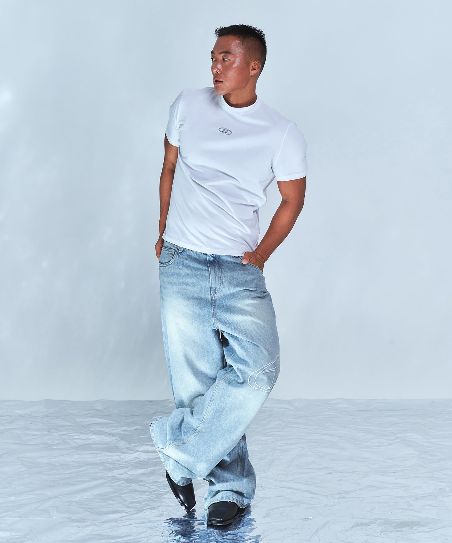 STROKE B WASHED WIDE DENIM PANTS [LIGHT BLUE]