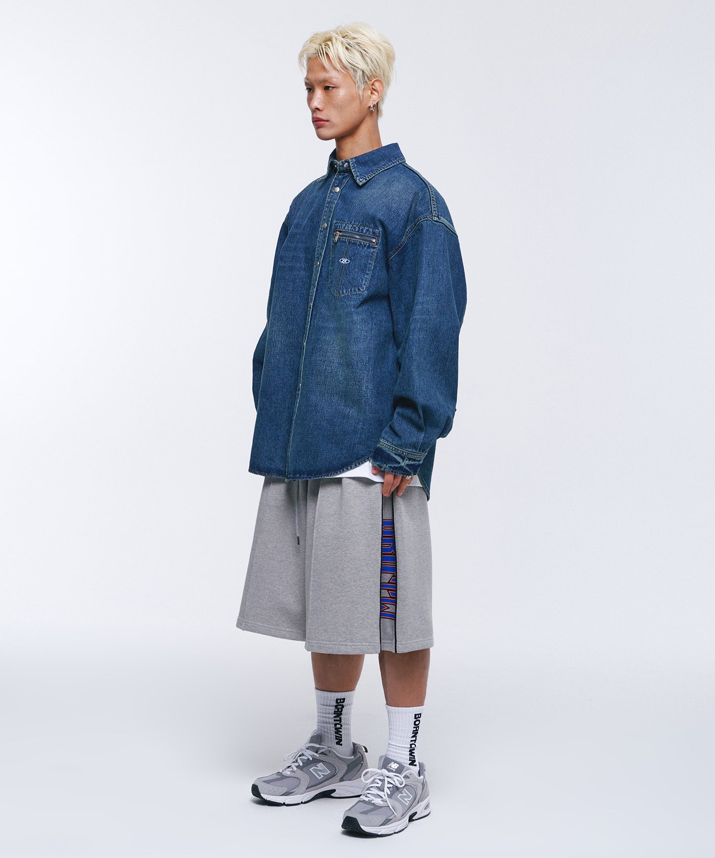 WASHED DENIM OVER FIT SHIRTS [MID DENIM]