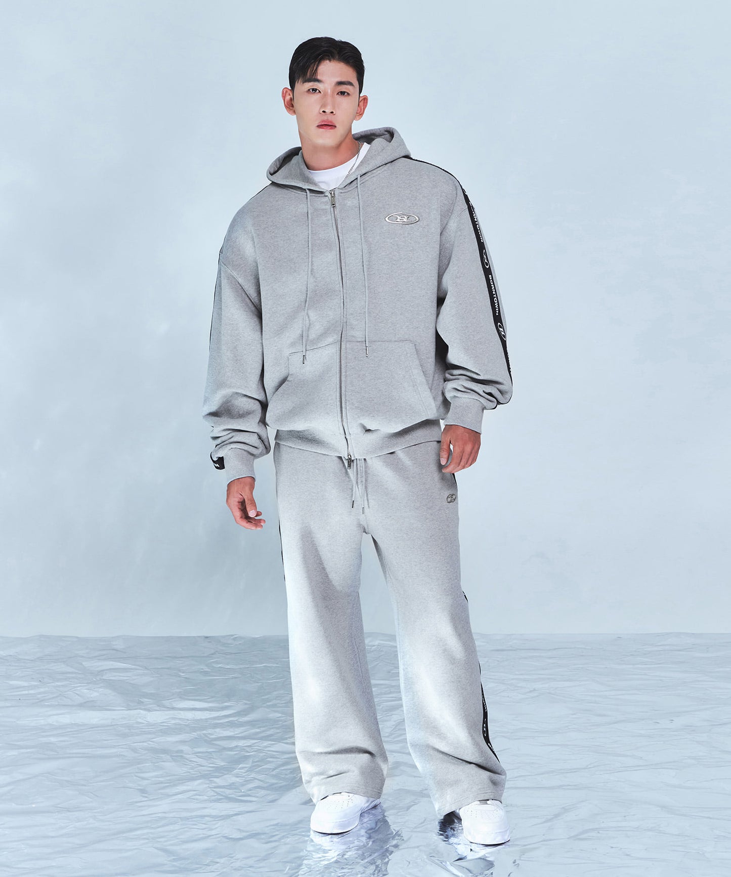 BIG CHROME B BLACK LINE ZIP-UP HOODIE [MELANGE GREY]