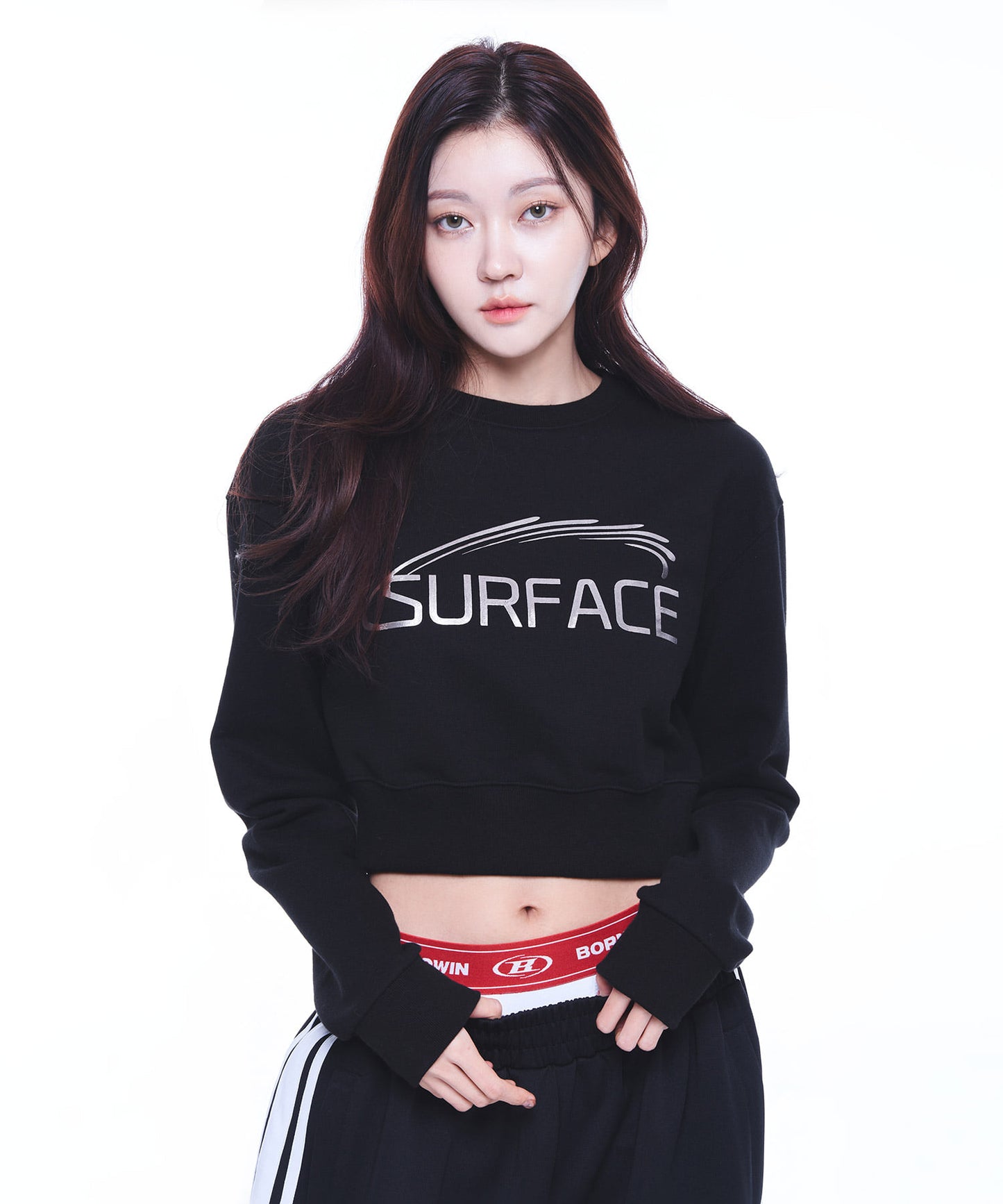 SURFACE CROP SWEATSHIRTS [BLACK]